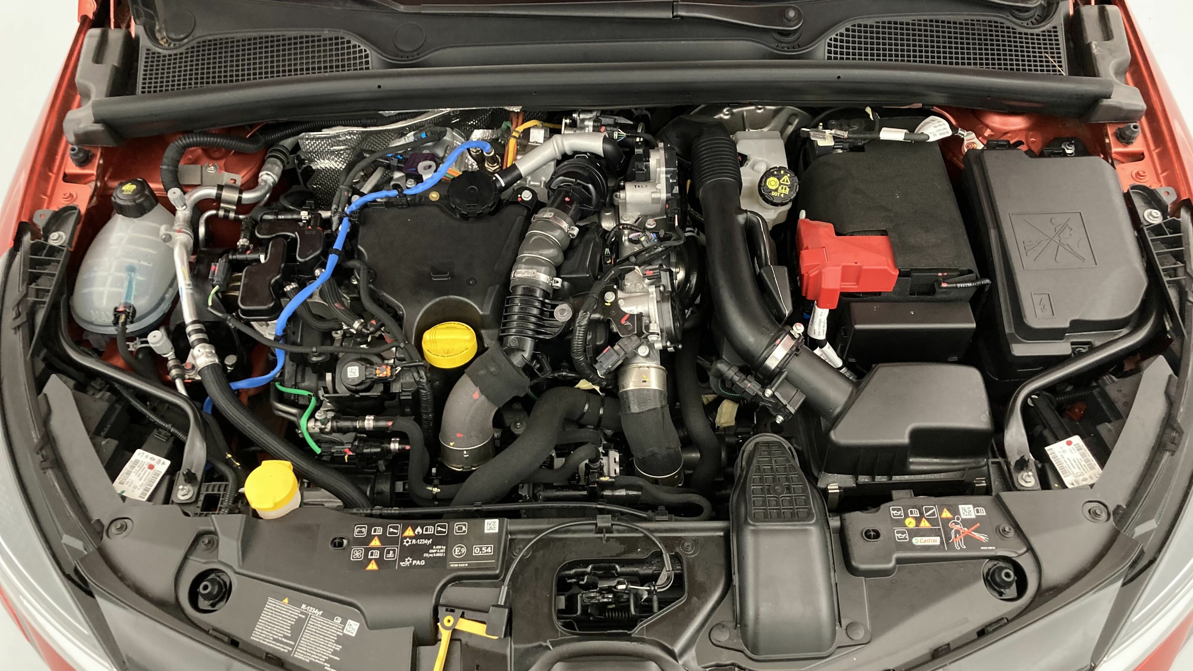 renault clio evolution 1.5 DCI 100 2025 rojo deseo 26