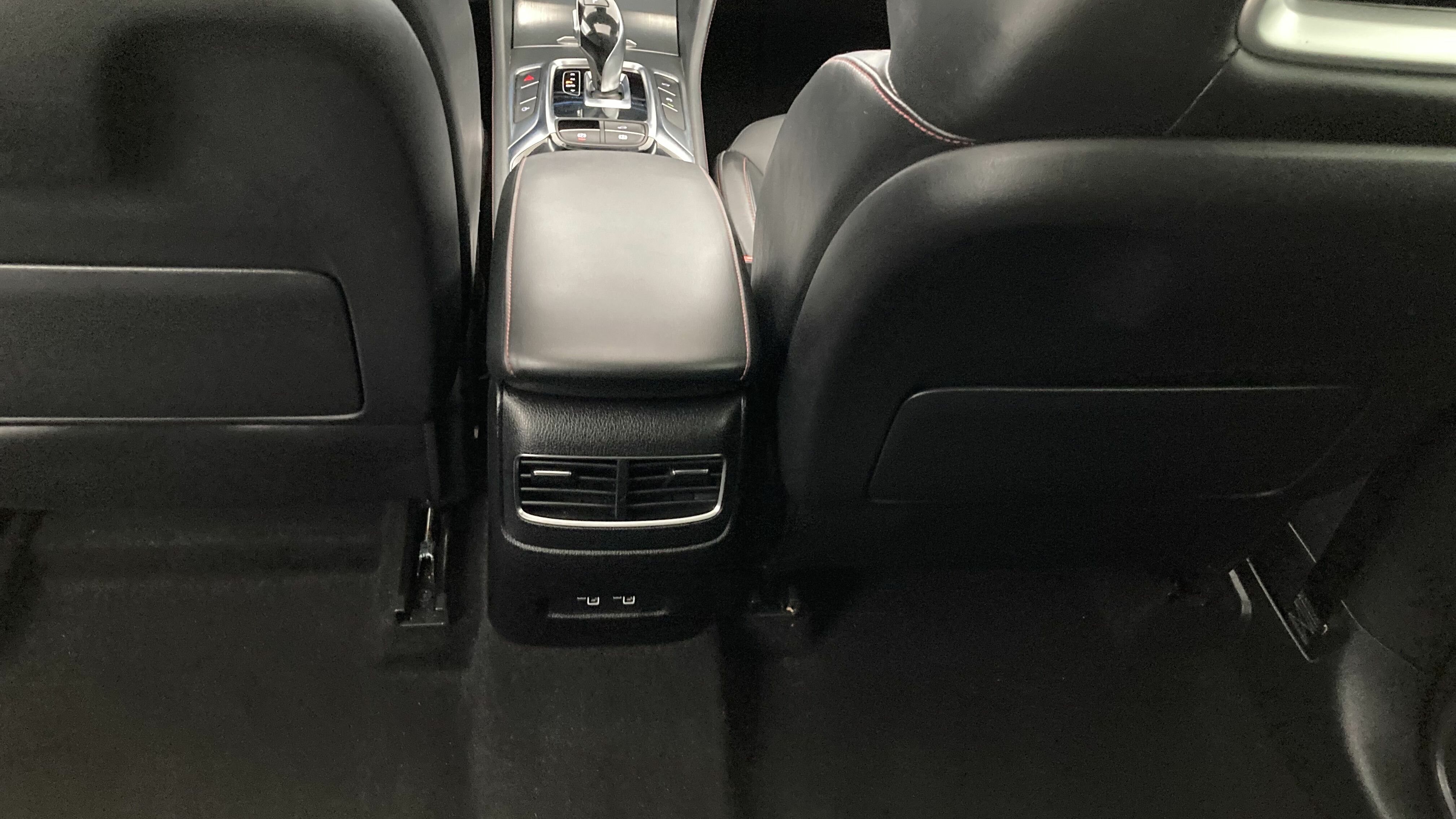 mg hs luxury 1.5 T-GDI 162 AT 2023 dover white - wsb 23