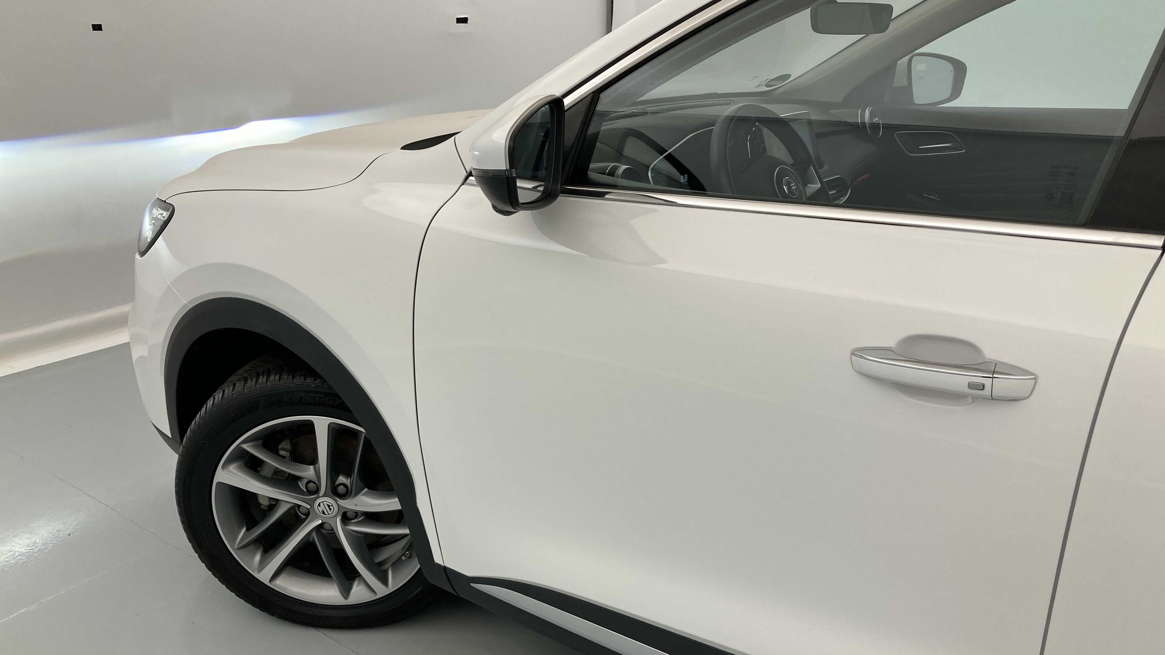 mg hs luxury 1.5 T-GDI 162 AT 2023 dover white - wsb 29