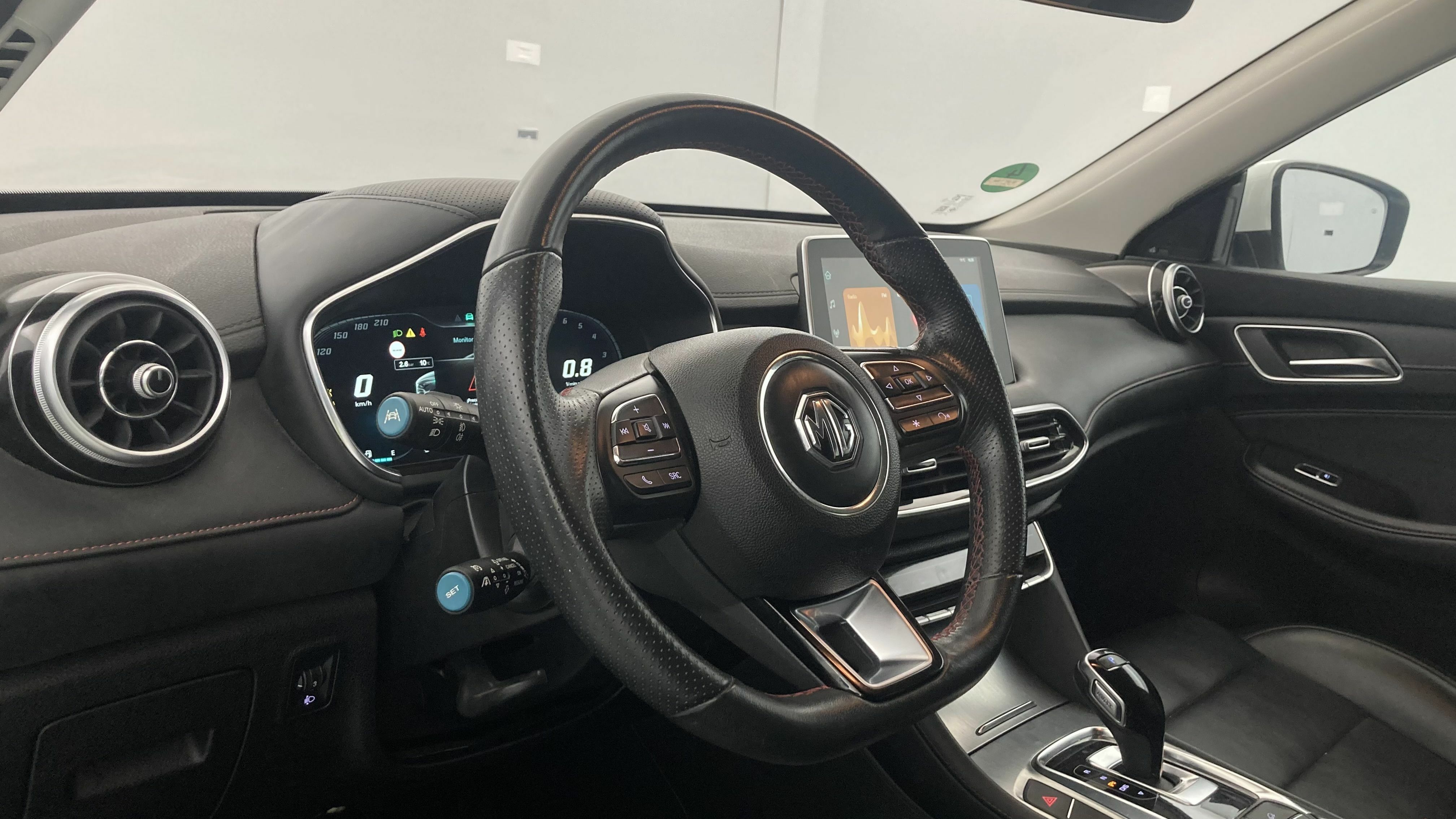 mg hs comfort 1.5 T-GDI 162 AT 2023 dover white 14