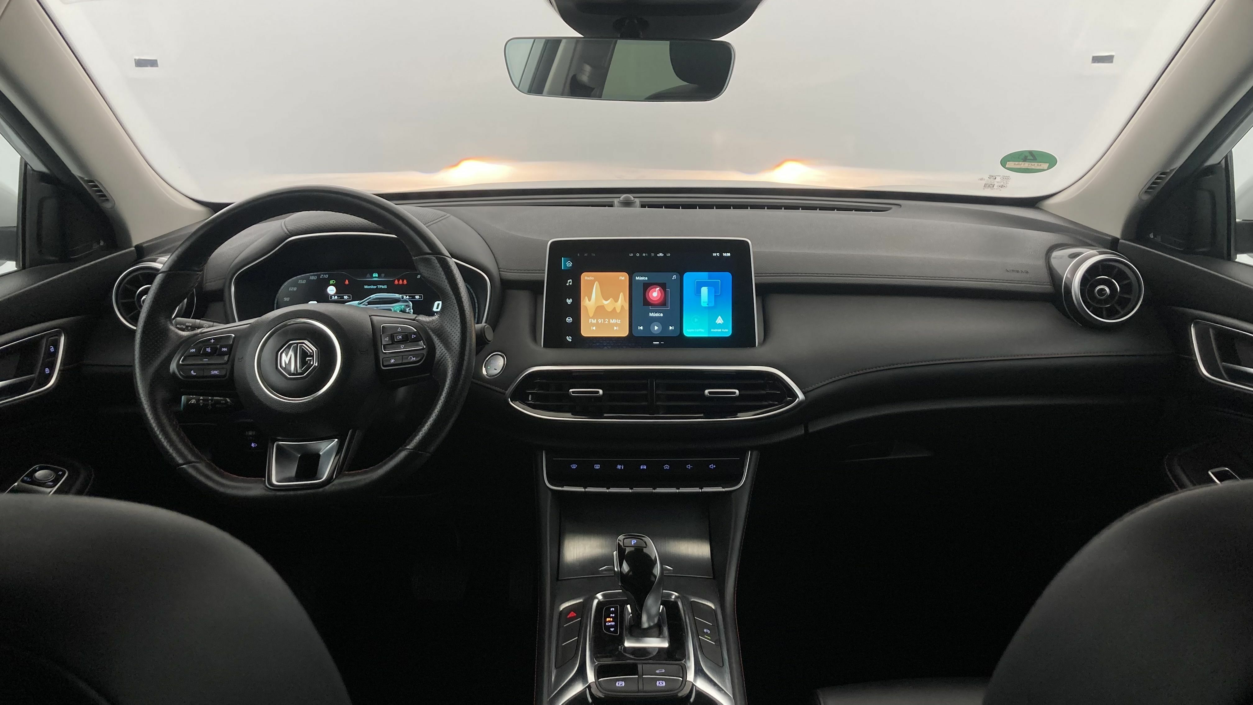 mg hs comfort 1.5 T-GDI 162 AT 2023 dover white 15