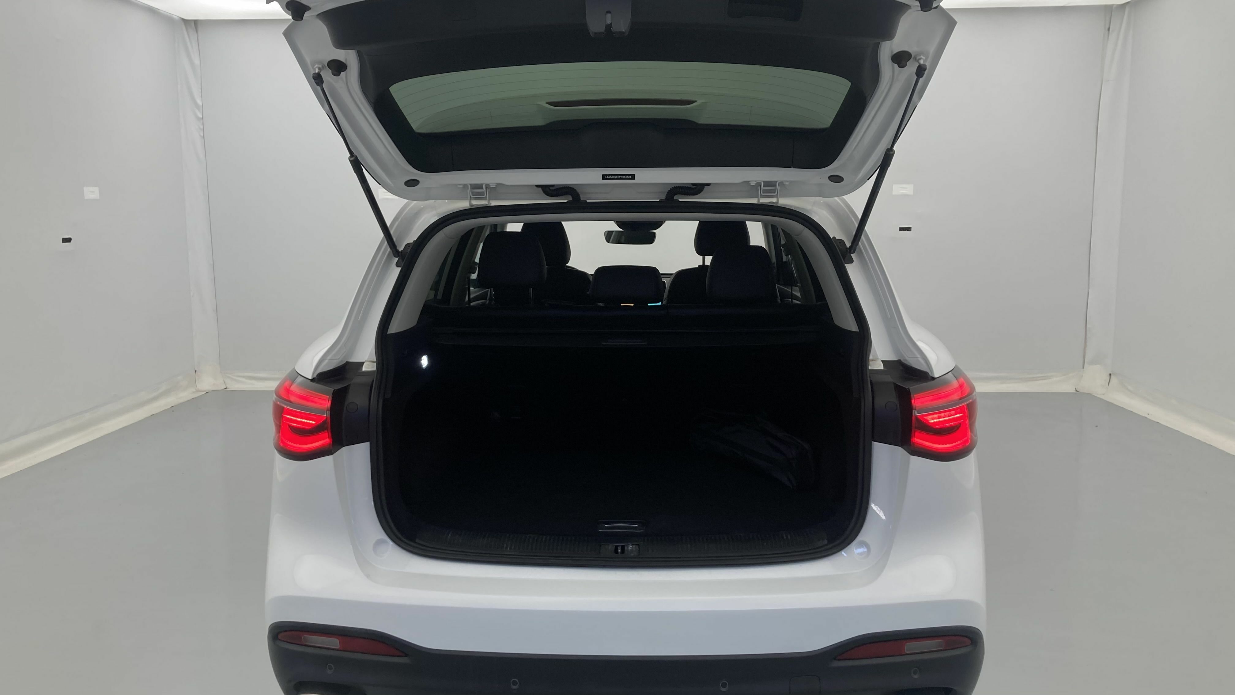 mg hs comfort 1.5 T-GDI 162 AT 2023 dover white 23