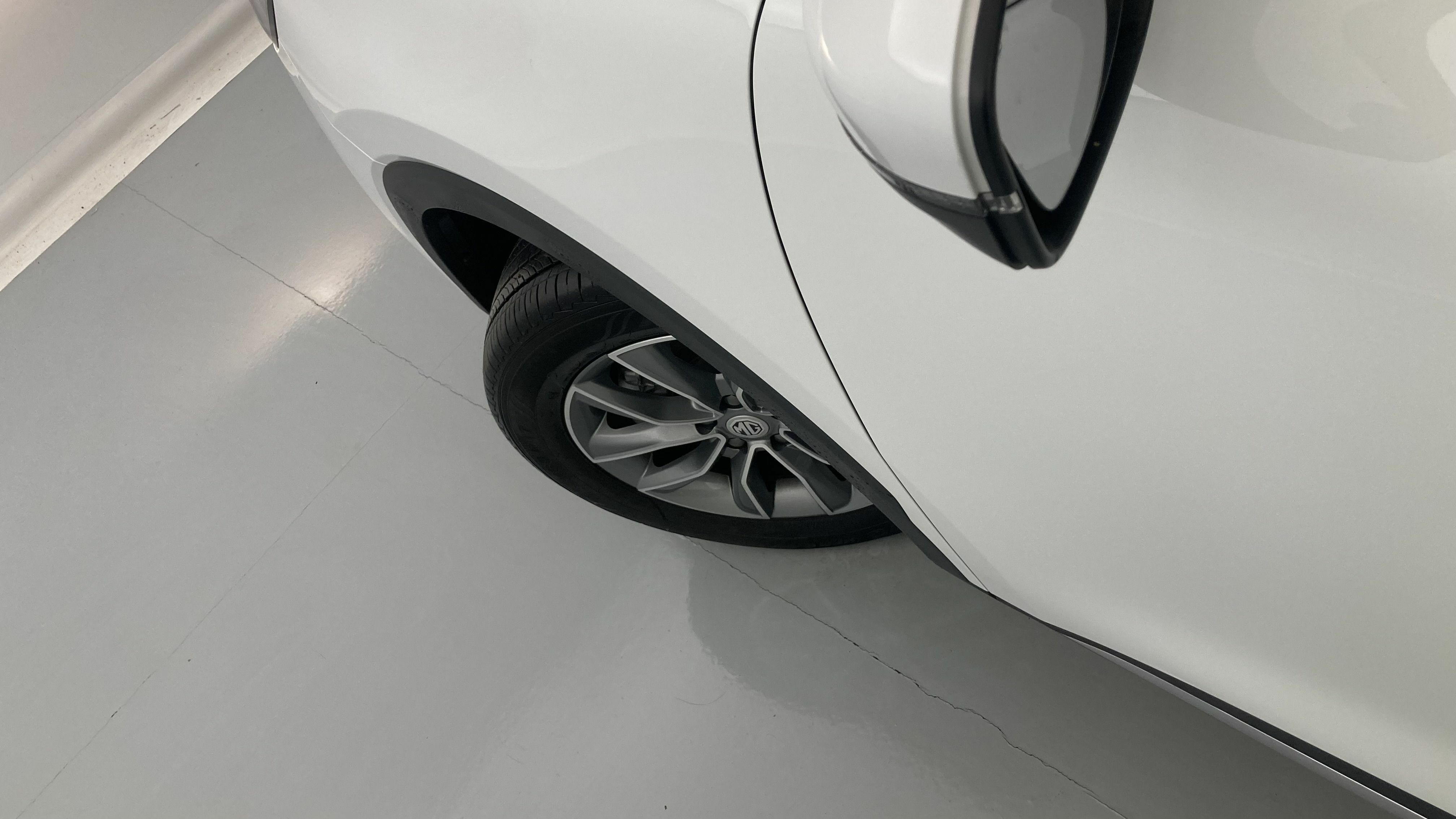 mg hs comfort 1.5 T-GDI 162 AT 2023 dover white 27