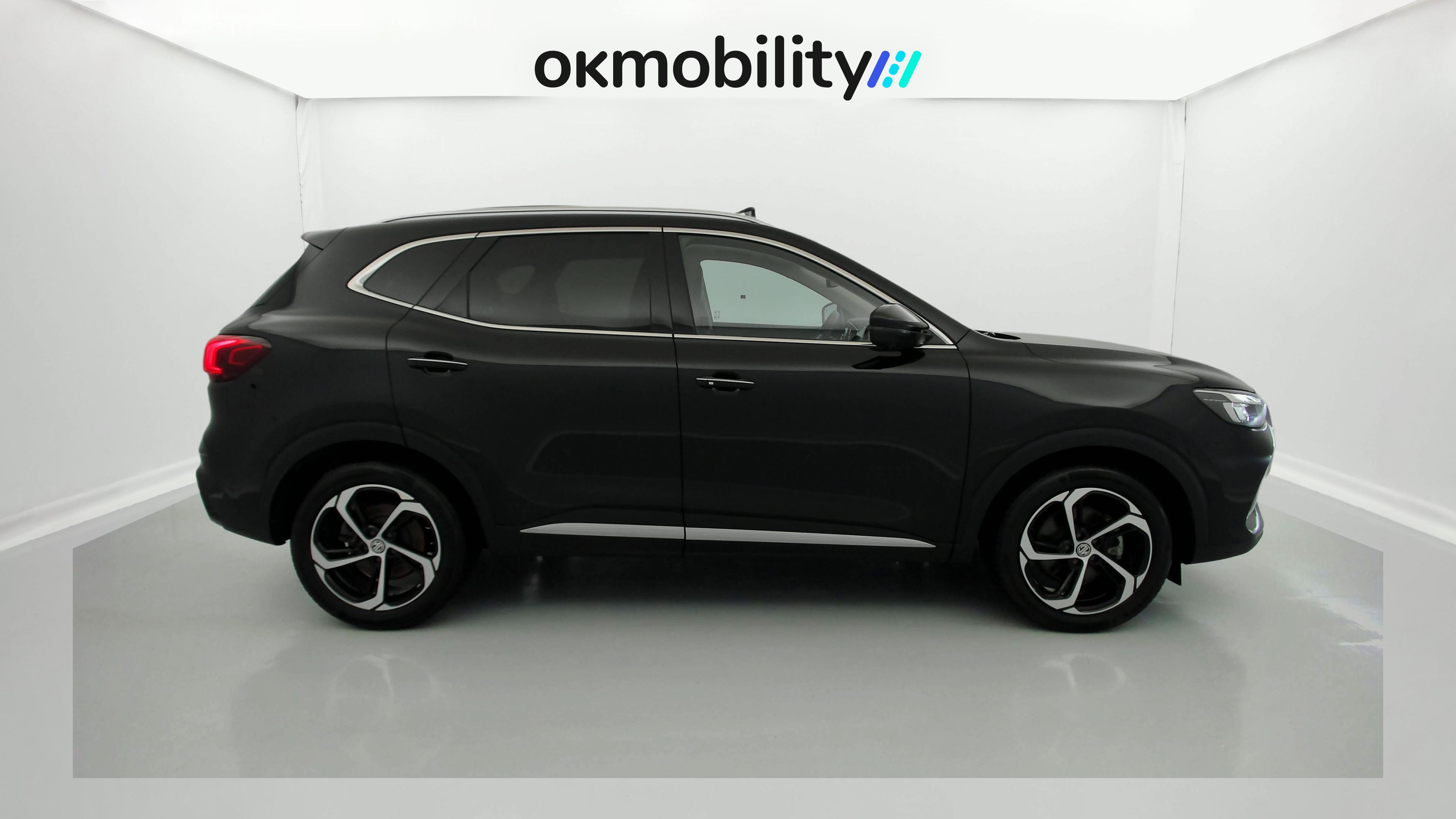 mg hs luxury 1.5 T-GDI 162 AT 2024 pebble black 2