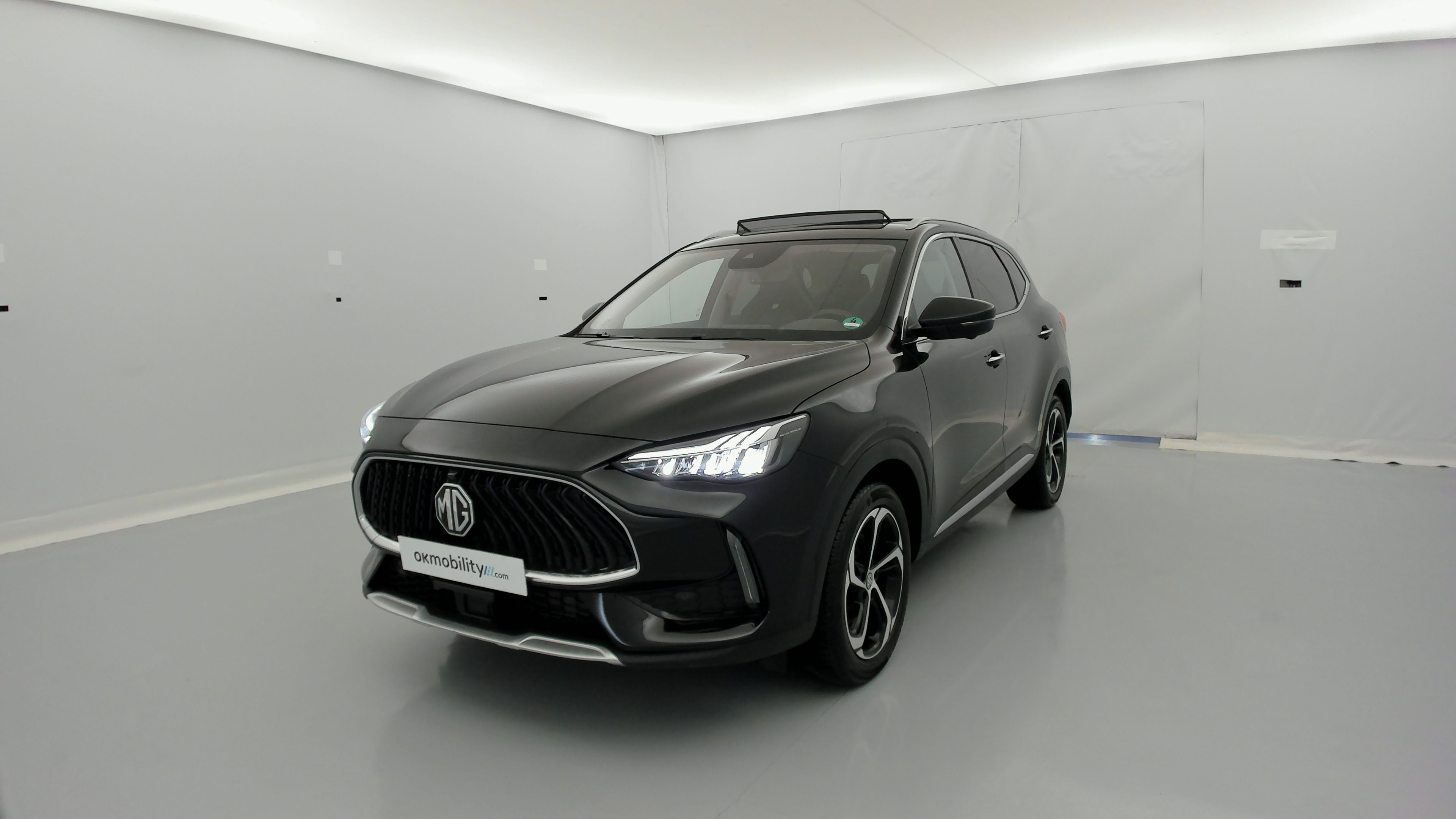 mg hs luxury 1.5 T-GDI 162 AT 2024 pebble black 5