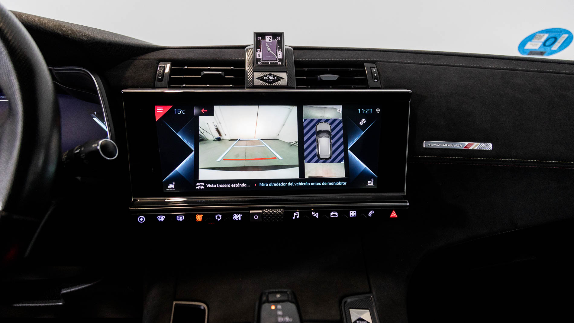 ds ds7 crossback performance line + E-TENSE 300 CA 2022 gris platino 17