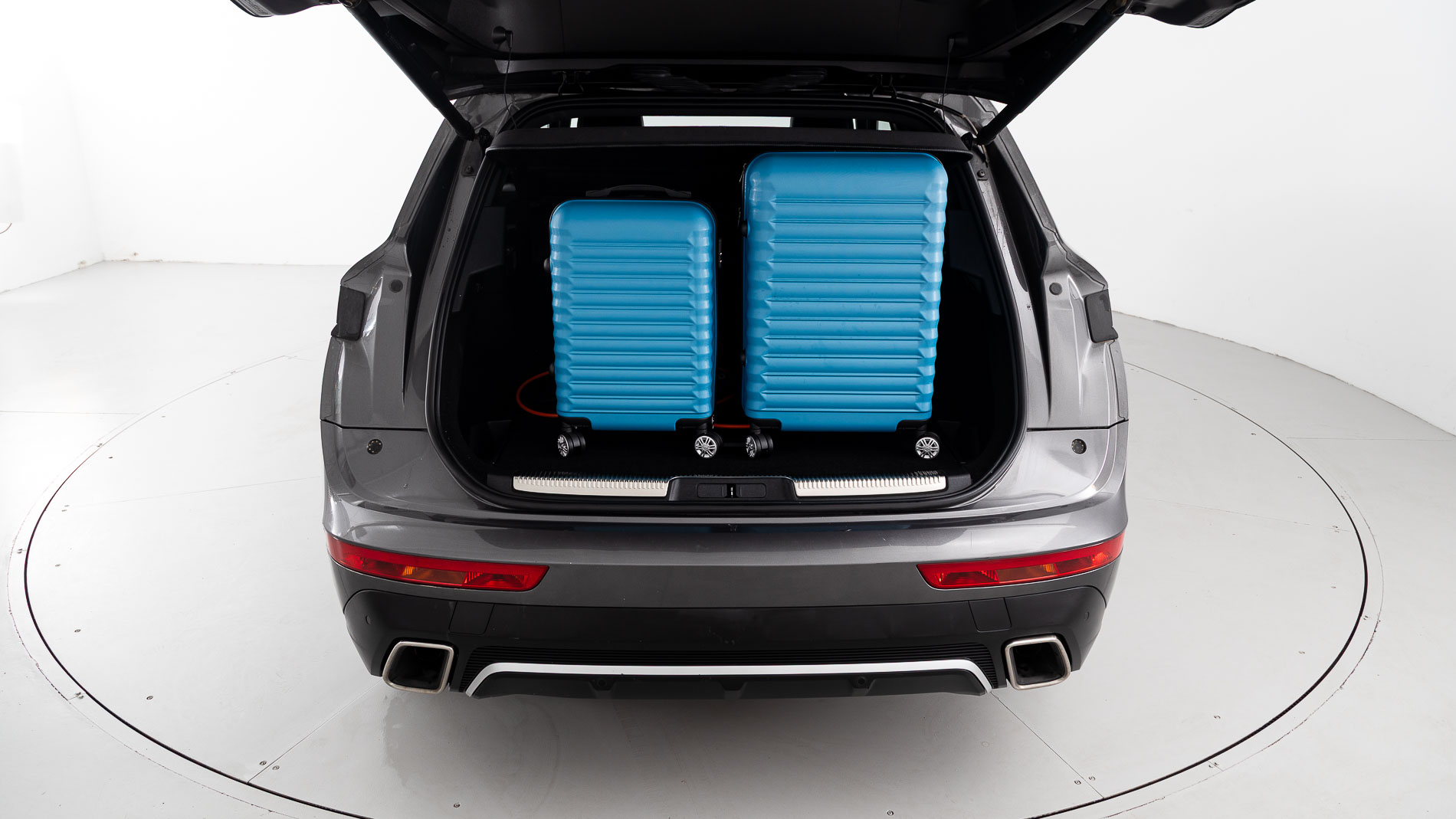 ds ds7 crossback performance line + E-TENSE 300 CA 2022 gris platino 31