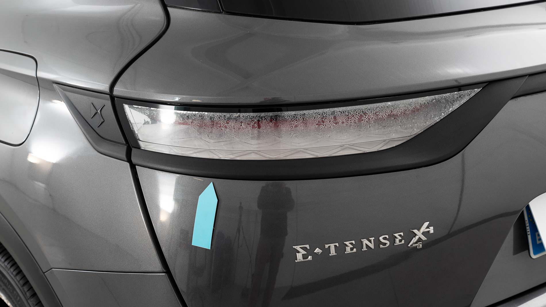 ds ds7 crossback performance line + E-TENSE 300 CA 2022 gris platino 39