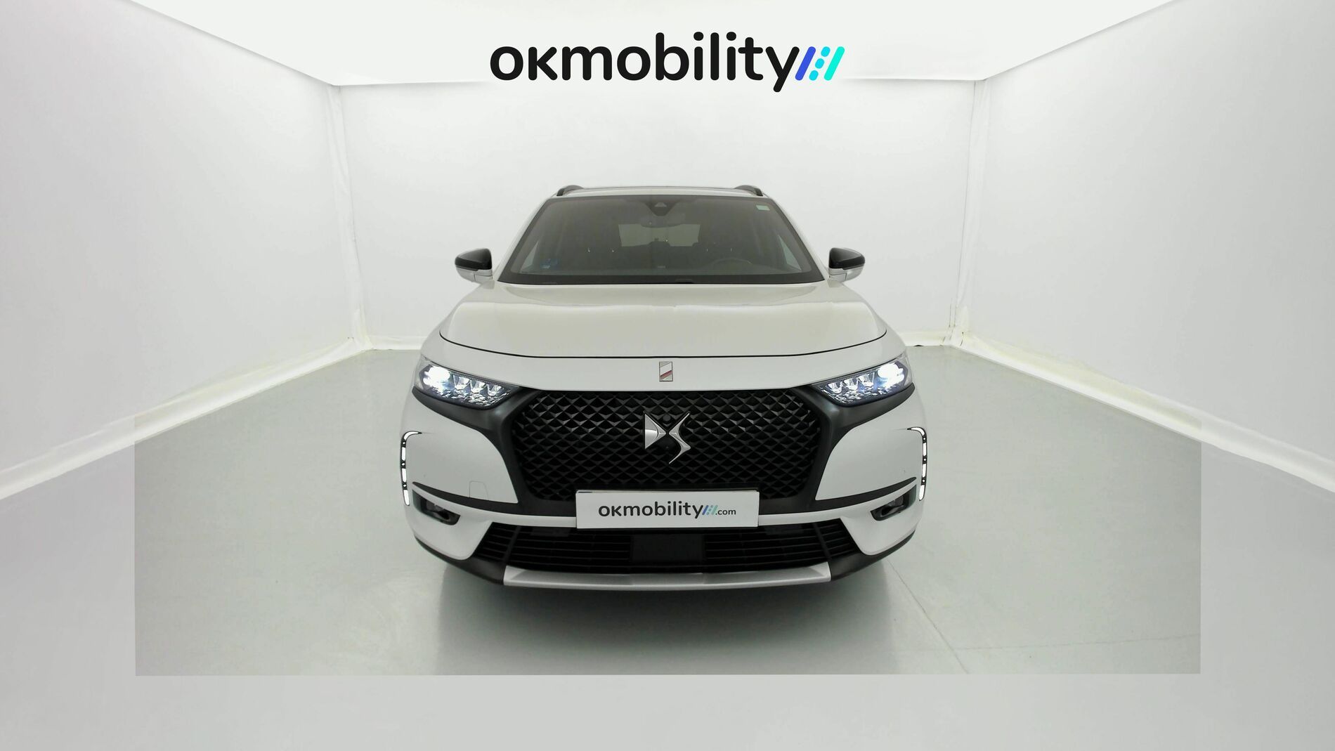 ds ds7 crossback performance line + E-TENSE 300 CA 2022 blanco nacarado 4