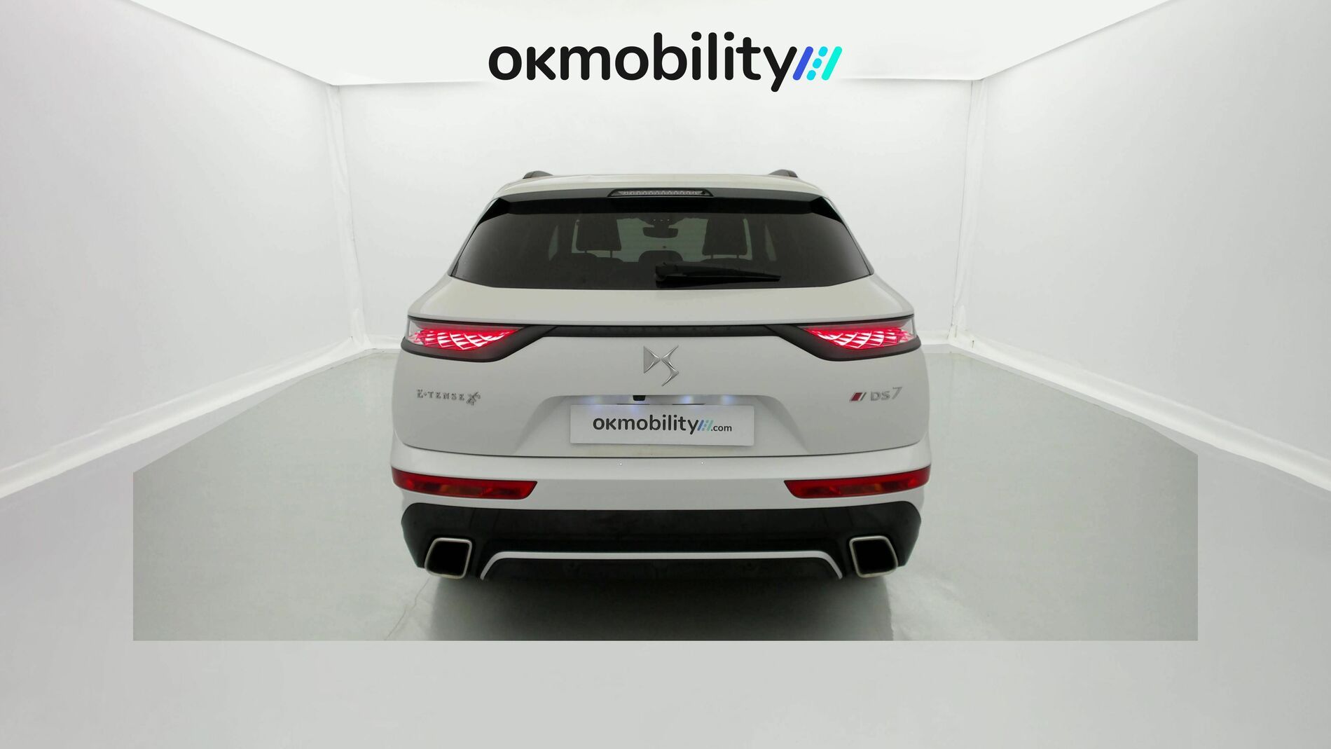 ds ds7 crossback performance line + E-TENSE 300 CA 2022 blanco nacarado 11