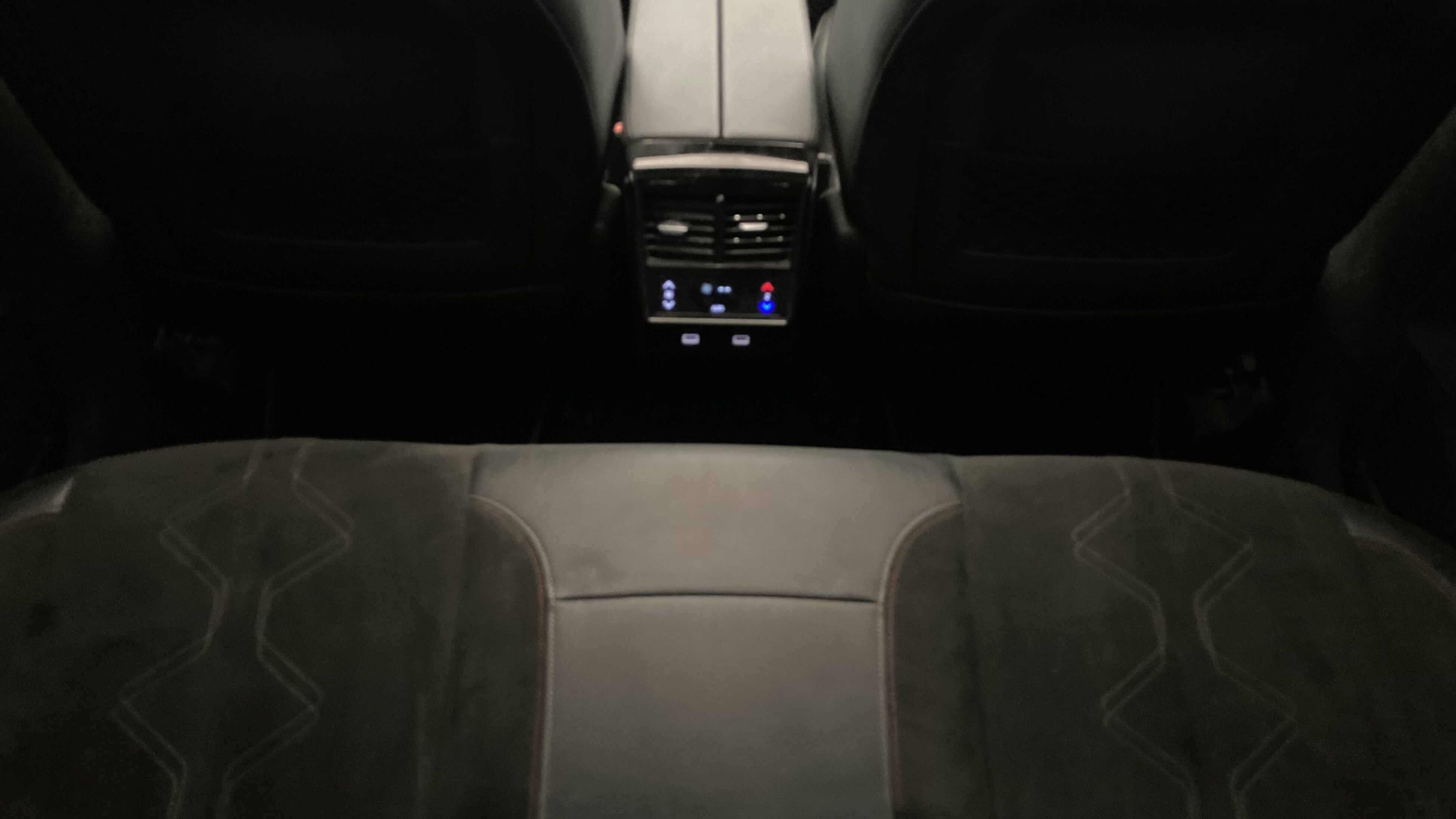 ds ds7 crossback performance line + E-TENSE 300 CA 2022 crystal pearl 21