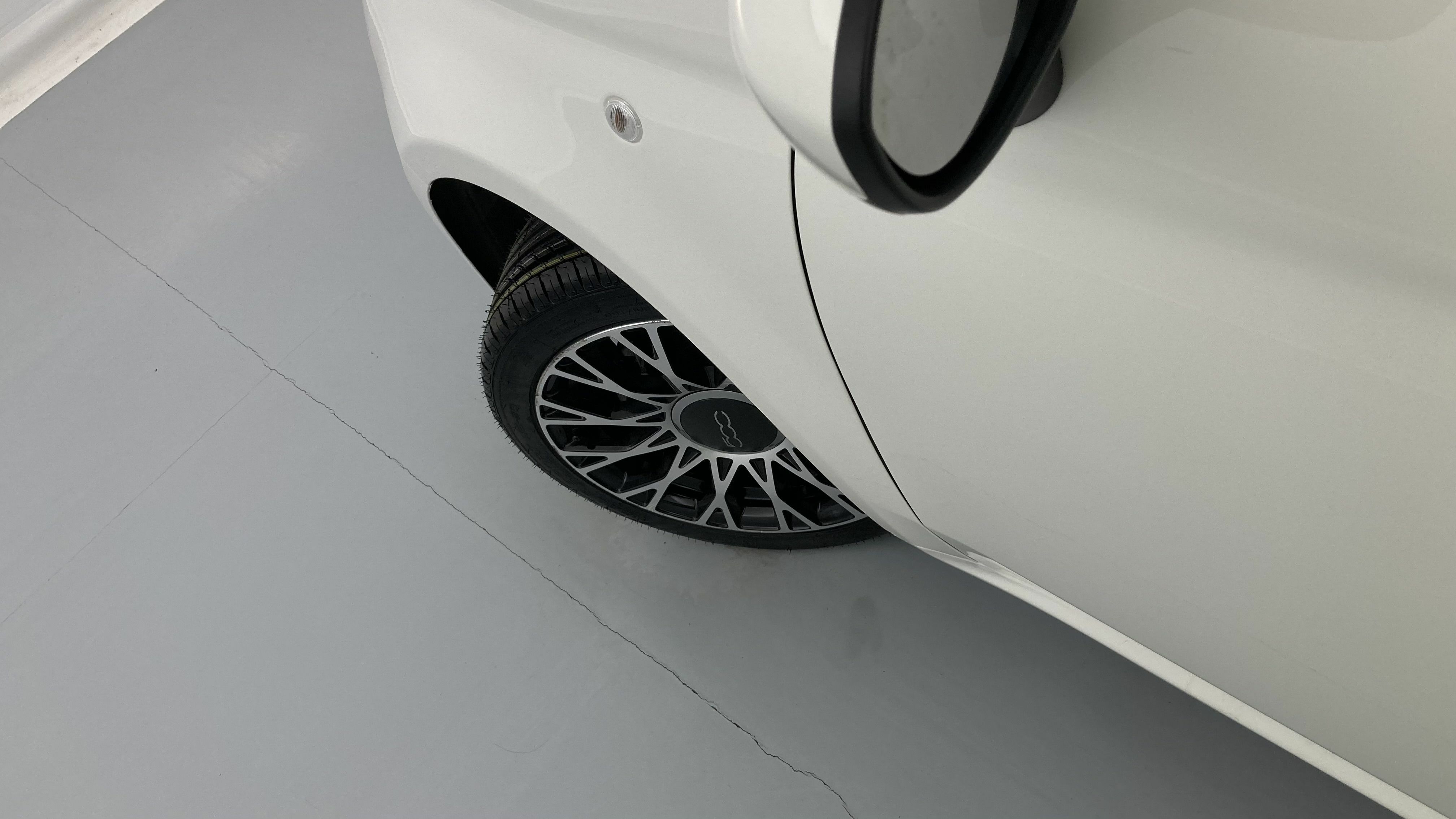 fiat 500c dolcevita 1.0 HYBRID 70 MHEV 2024 bianco 27