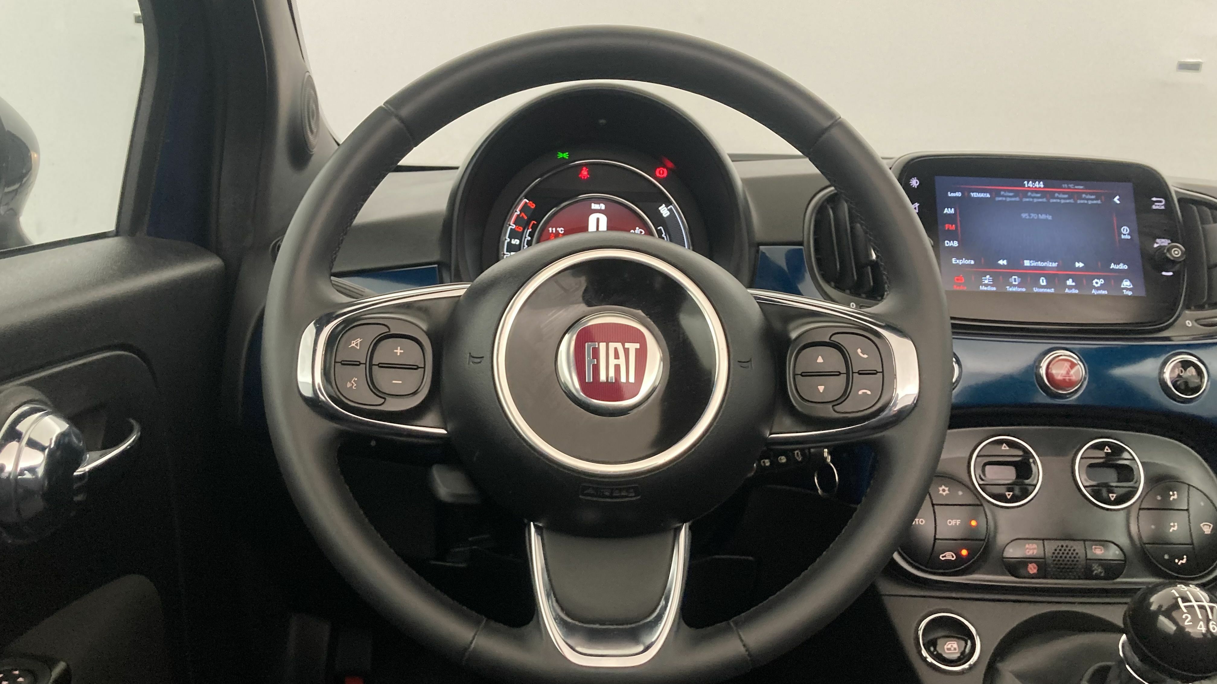 fiat 500c dolcevita 1.0 HYBRID 70 MHEV 2024 blu 16