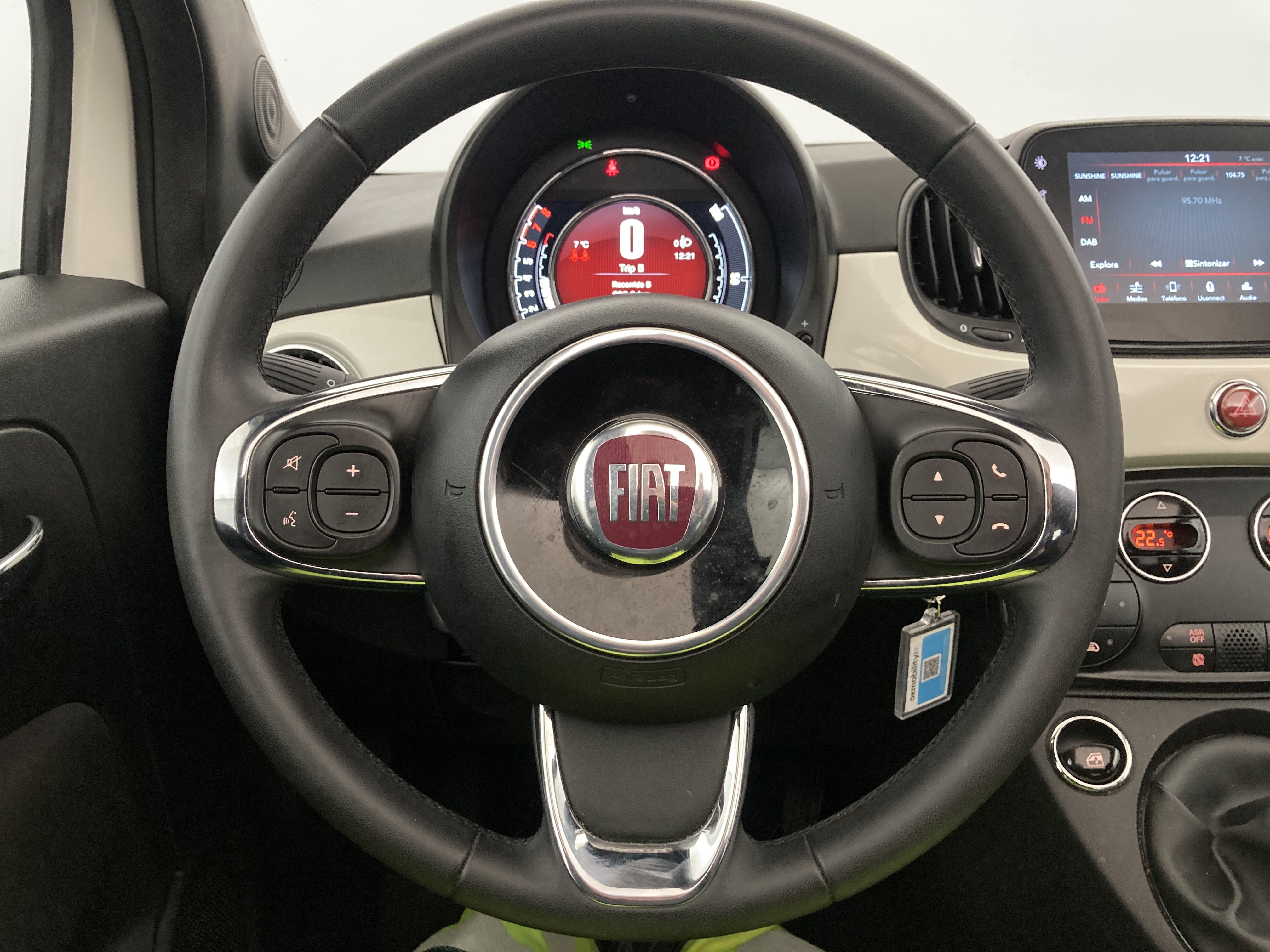 fiat 500c dolcevita 1.0 HYBRID 70 MHEV 2024 bianco 20