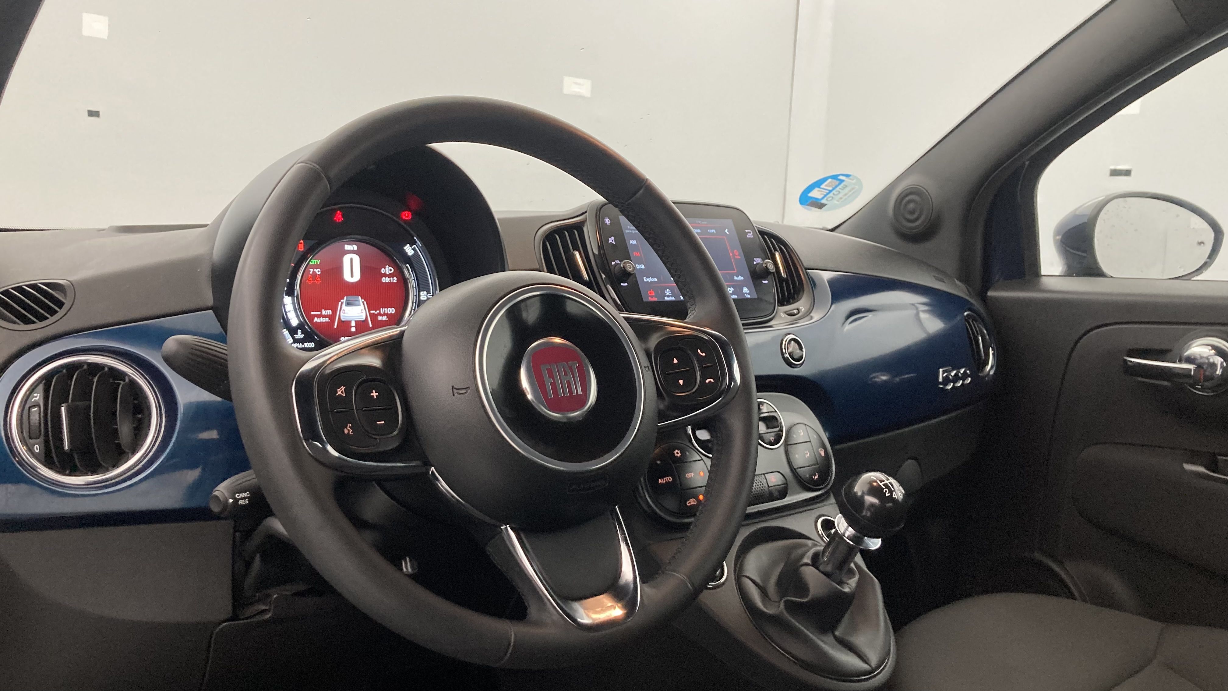 fiat 500c dolcevita 1.0 HYBRID 70 MHEV 2024 blu 18