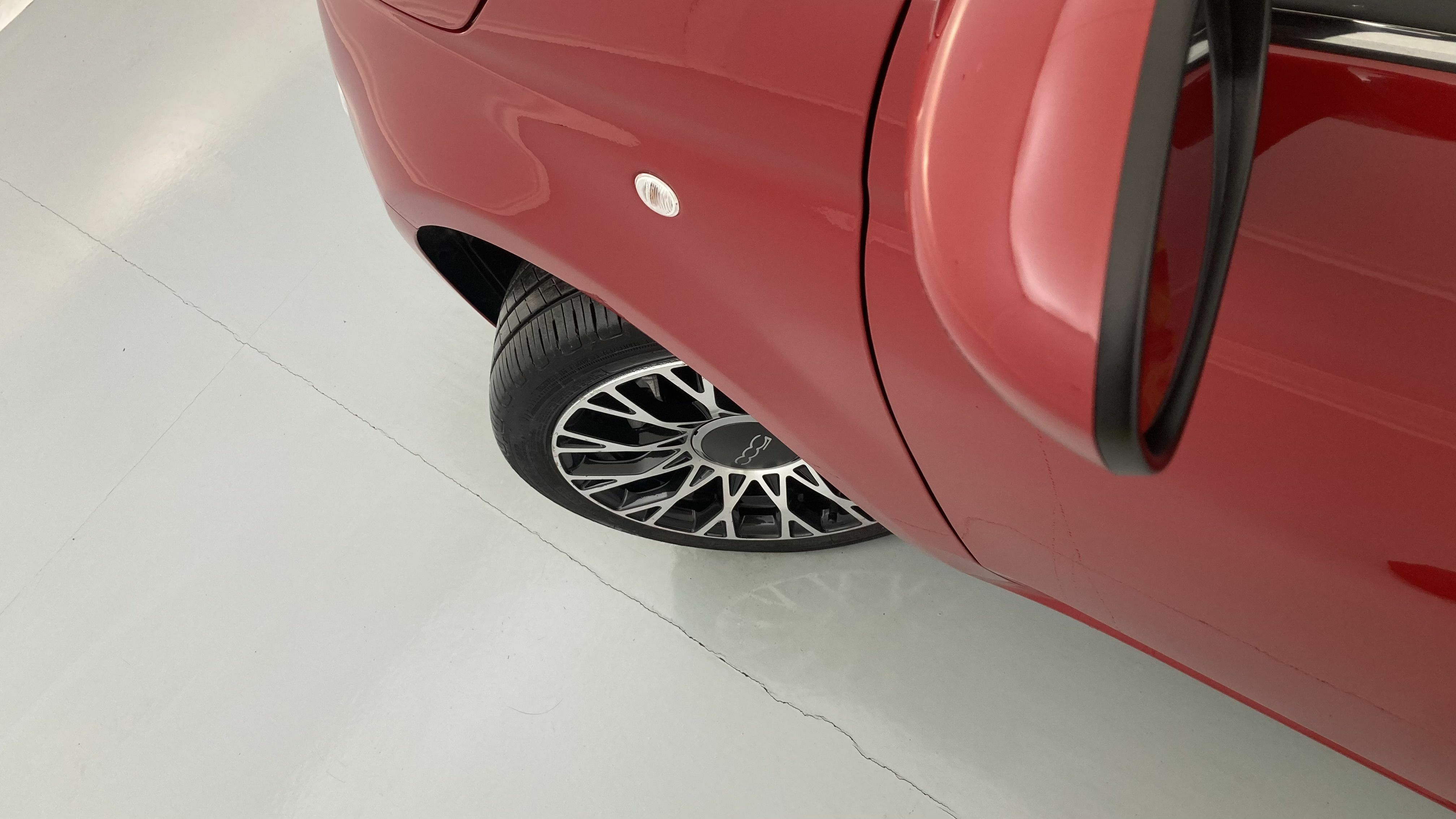 fiat 500c dolcevita 1.0 HYBRID 70 MHEV 2024 rosso corsa 28