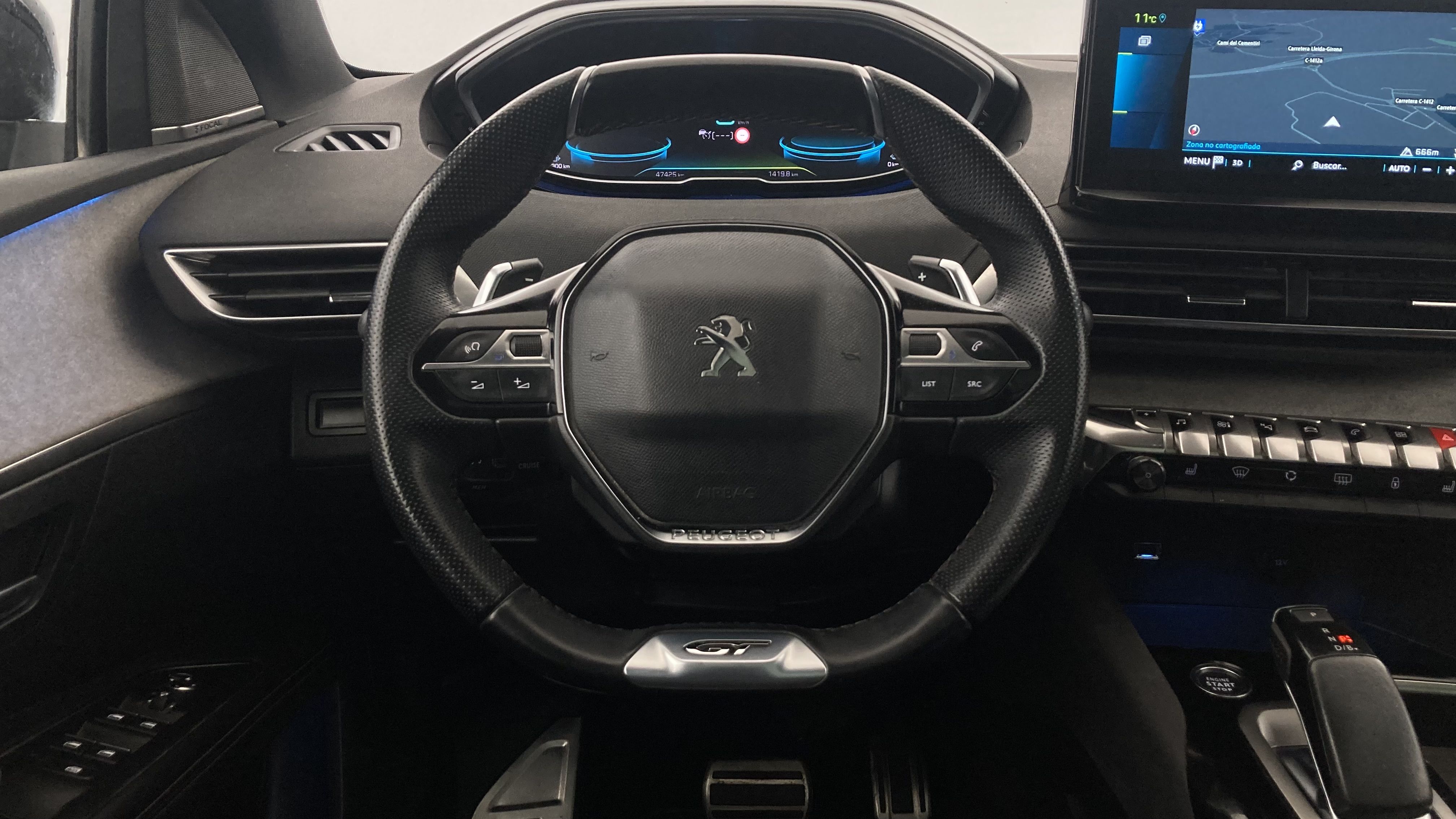 peugeot 3008 gt pack 1.6 HYBRID 300 EAT PHEV 2022 gris artense / negro 20