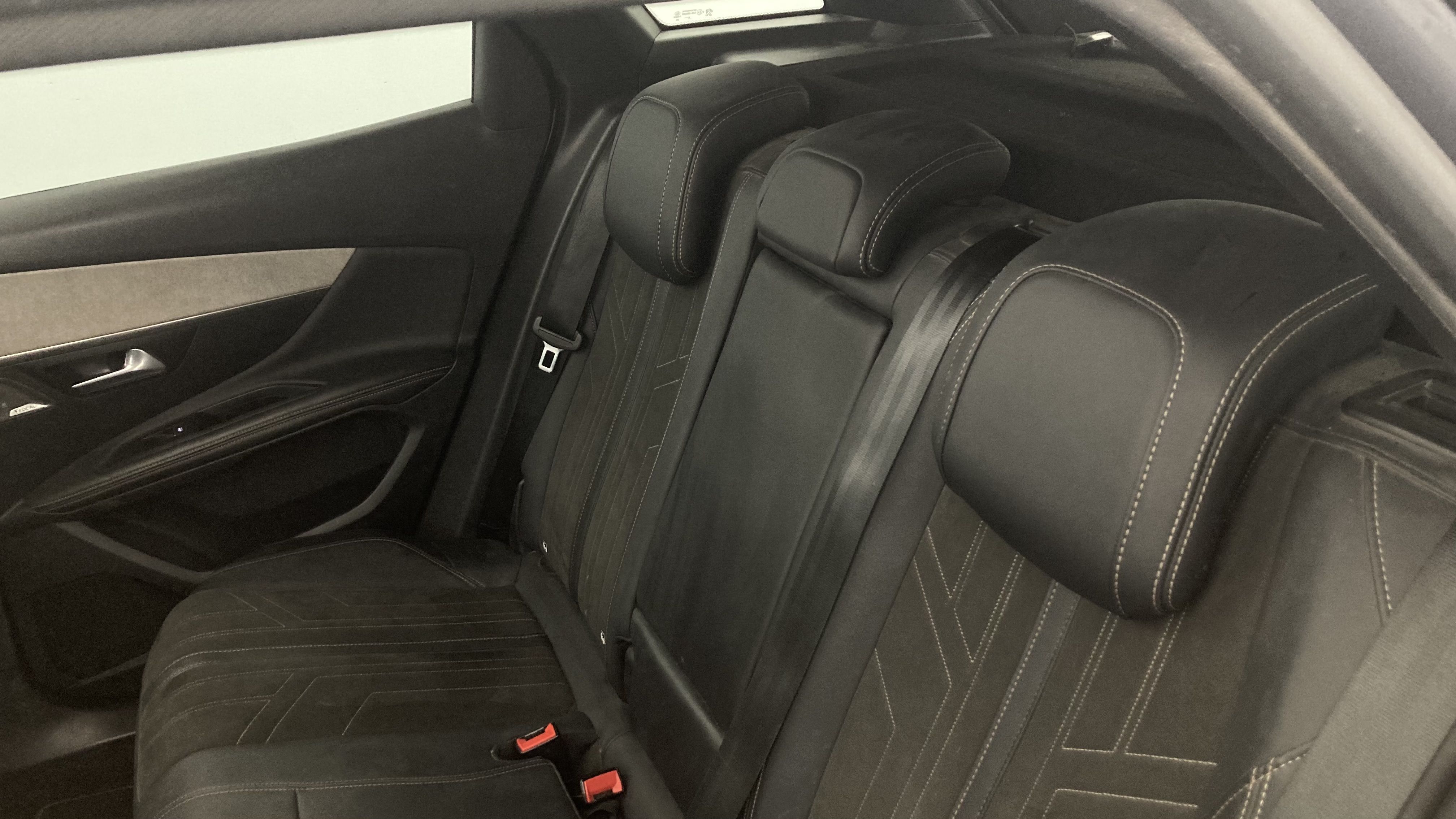 peugeot 3008 gt pack 1.6 HYBRID 300 EAT PHEV 2022 gris artense / negro 21