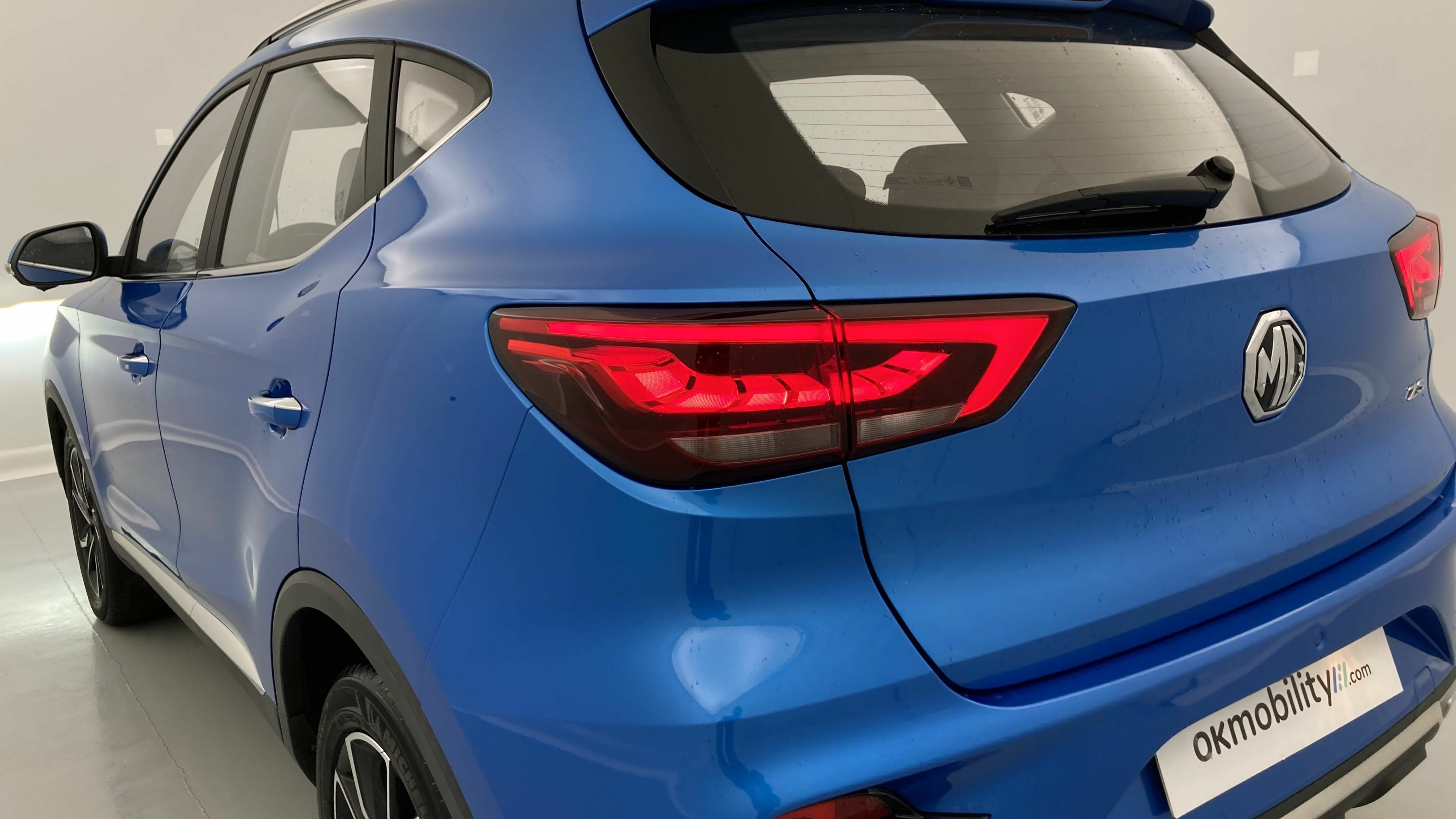 mg zs luxury 1.0 T-GDI 111 CA 2023 como blue 30