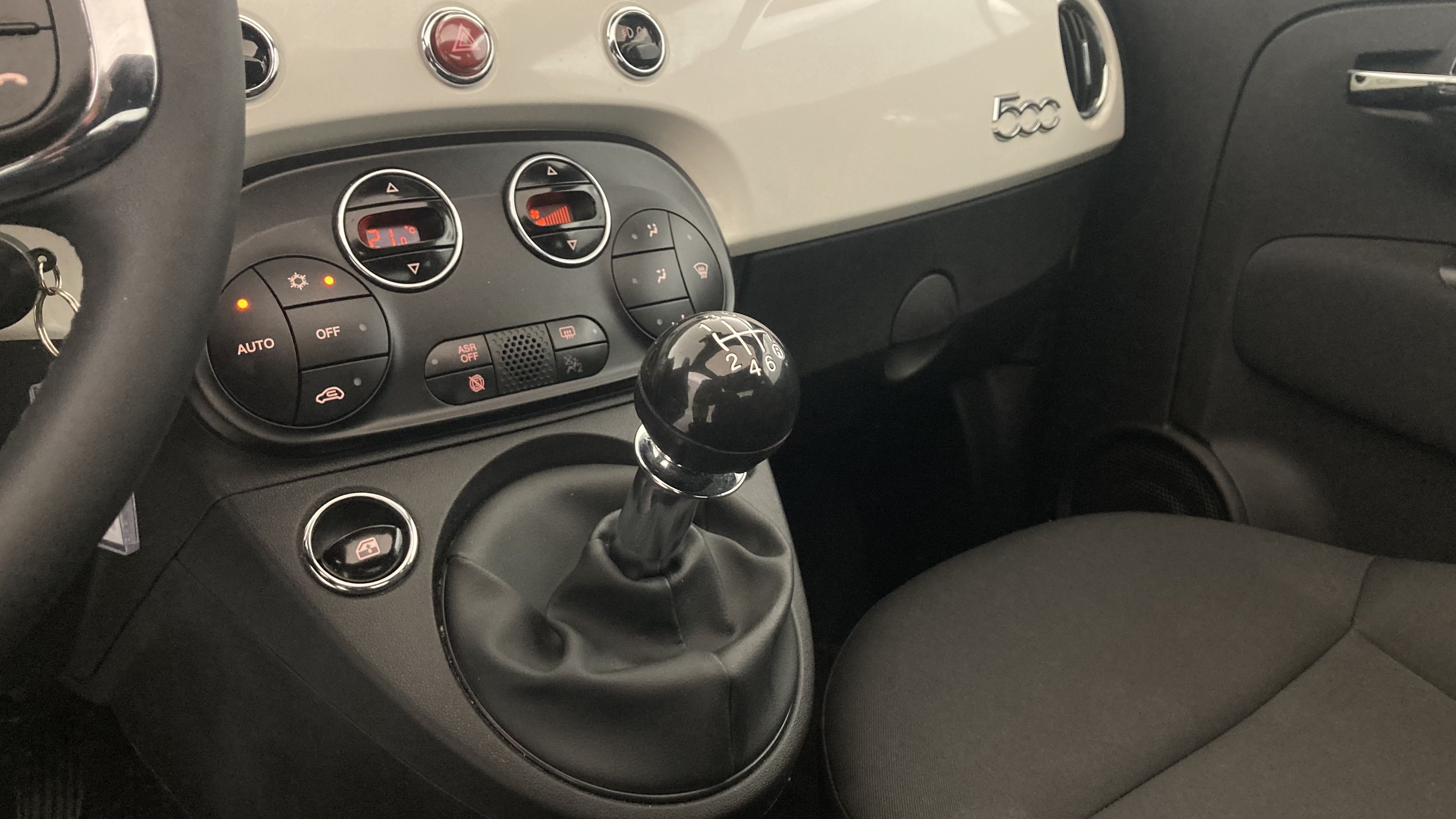 fiat 500c dolcevita 1.0 HYBRID 70 MHEV 2024 bianco 12