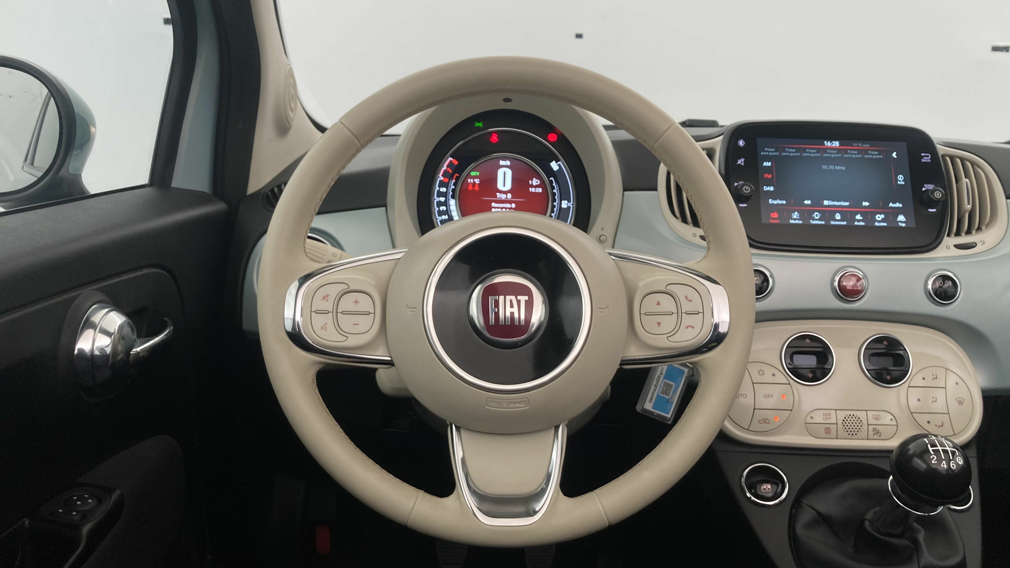 fiat 500c dolcevita 1.0 HYBRID 70 MHEV 2024 dew rugiada 16