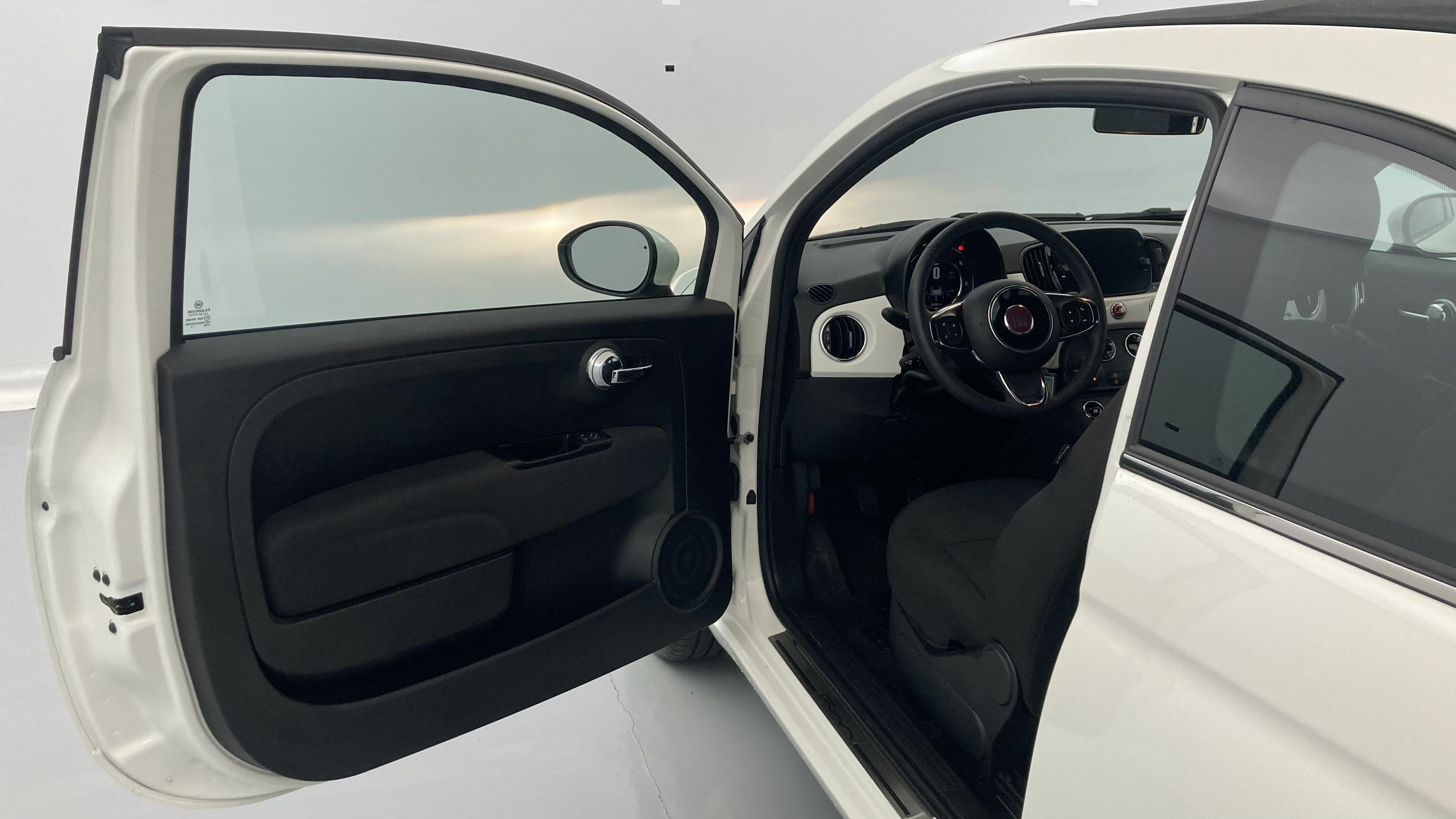 fiat 500c dolcevita 1.0 HYBRID 70 MHEV 2024 bianco 12