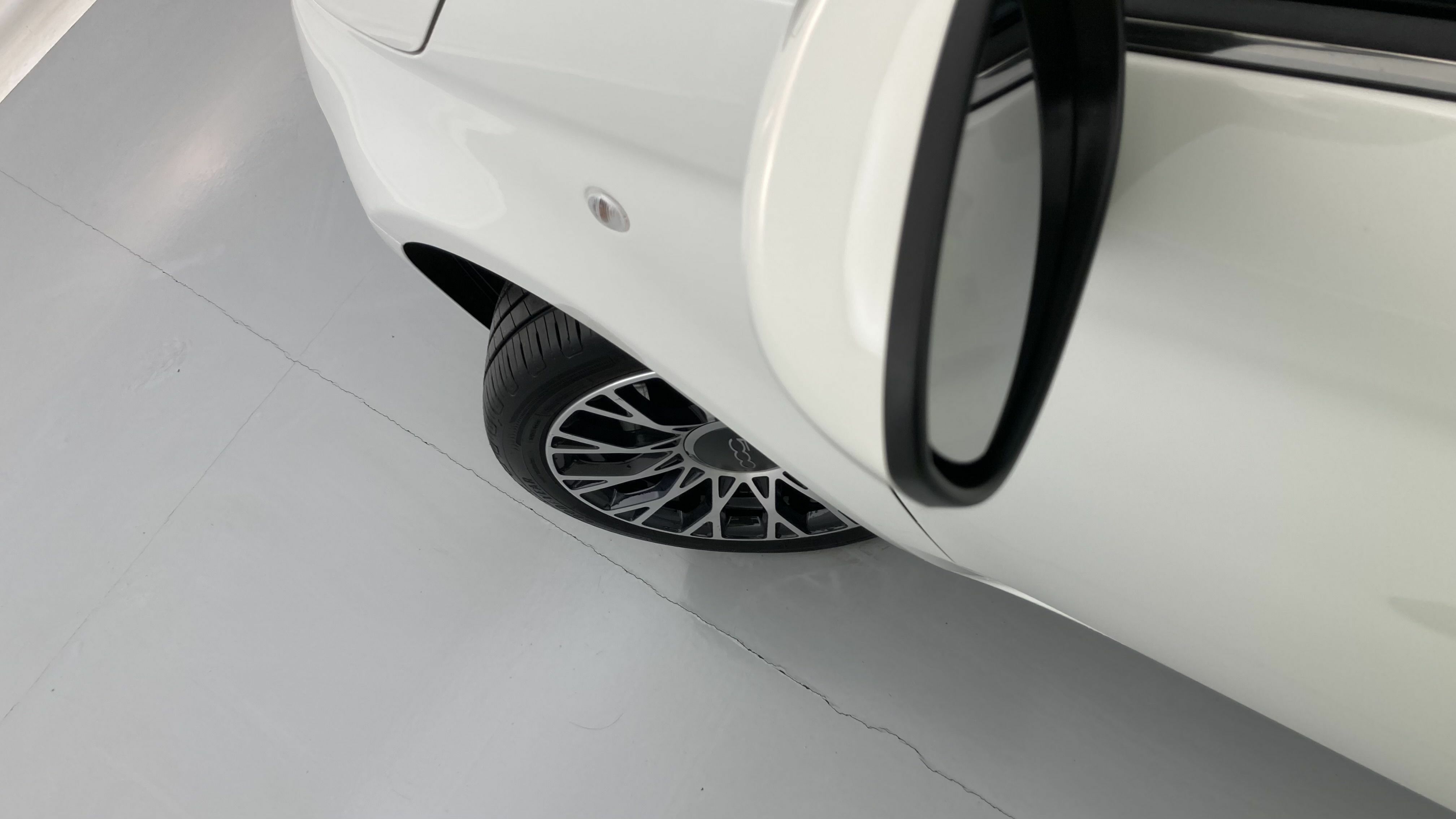 fiat 500c dolcevita 1.0 HYBRID 70 MHEV 2024 bianco 28