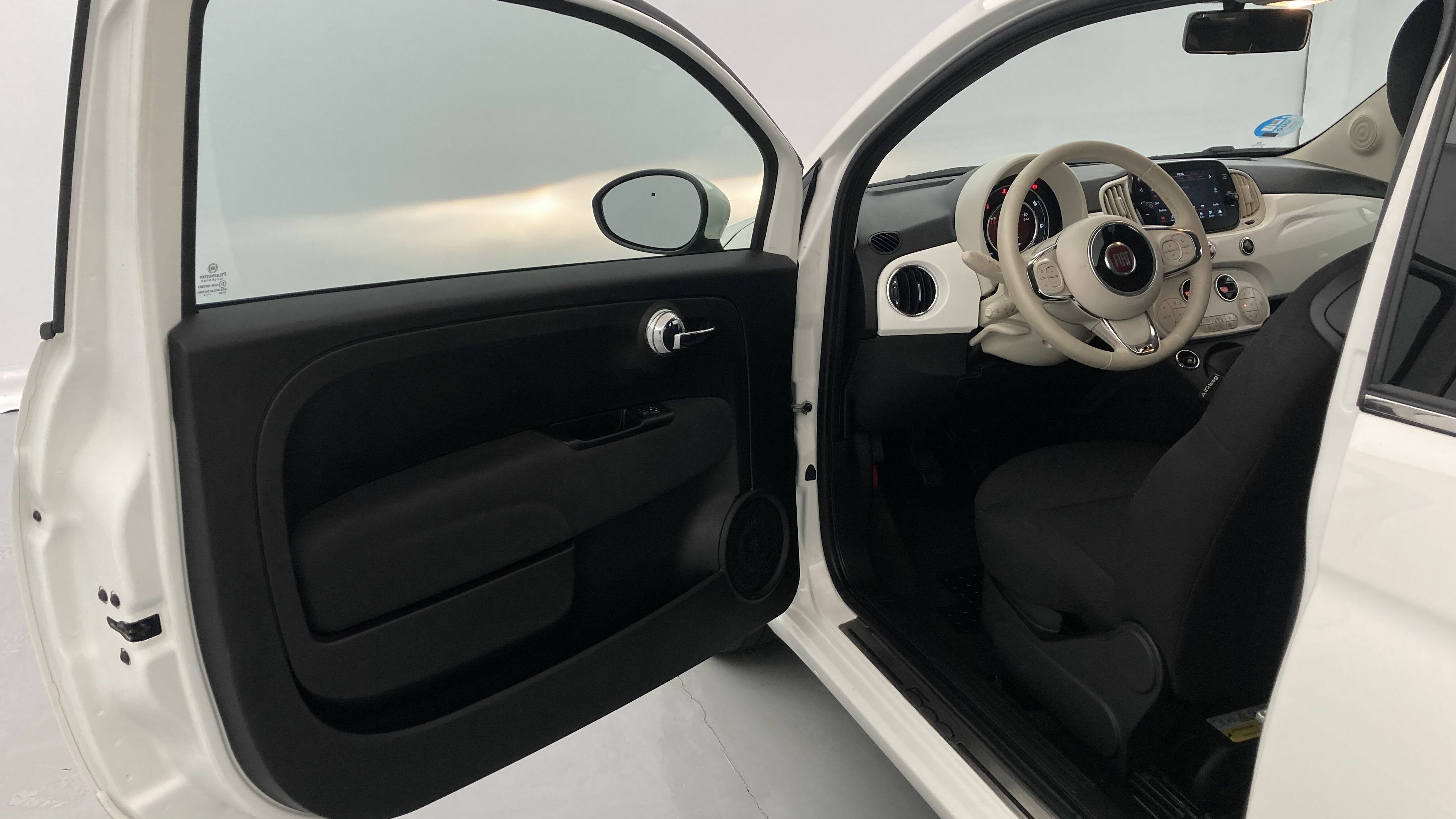 fiat 500c dolcevita 1.0 HYBRID 70 MHEV 2024 bianco 12