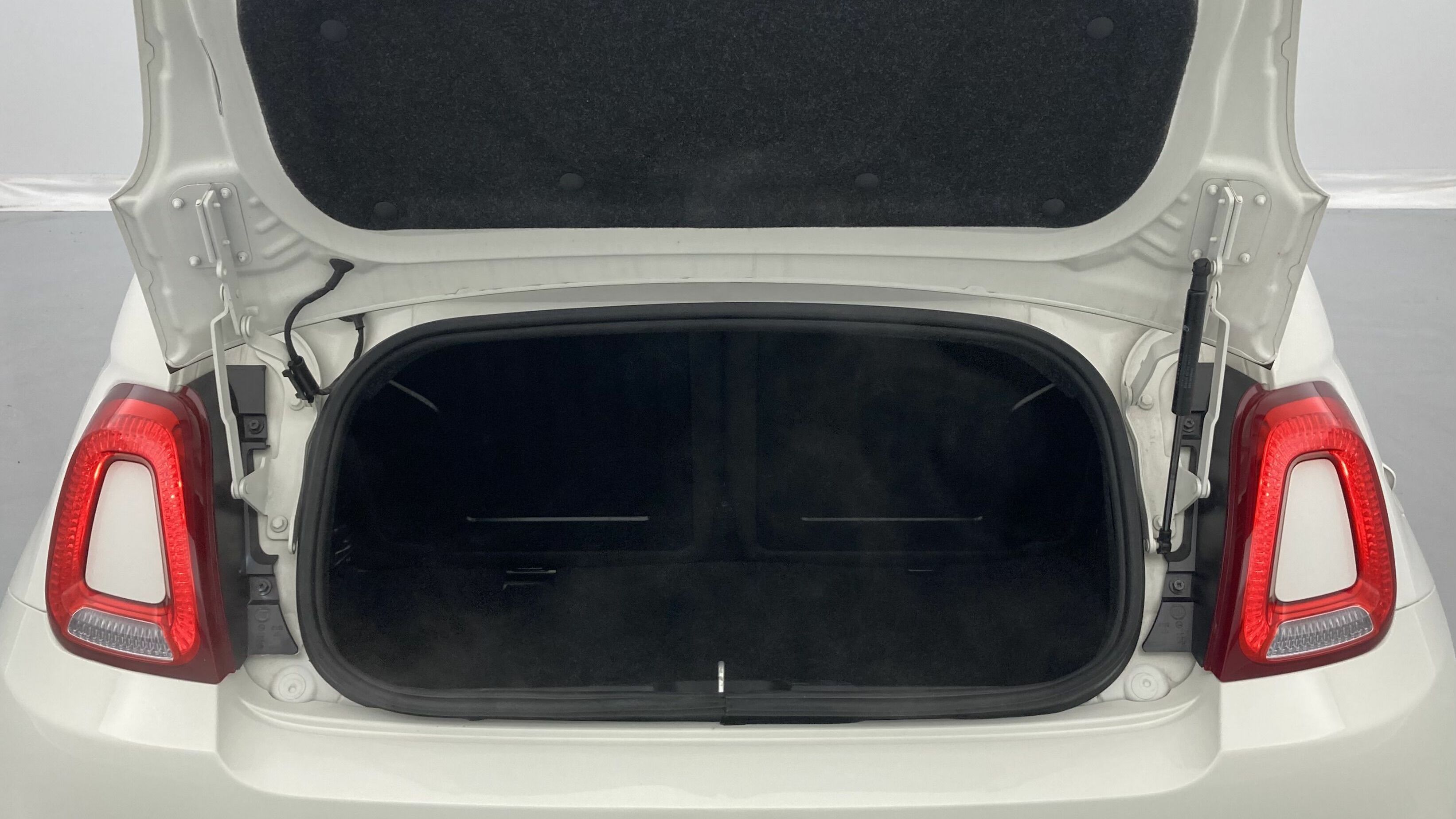 fiat 500c dolcevita 1.0 HYBRID 70 MHEV 2024 bianco 23