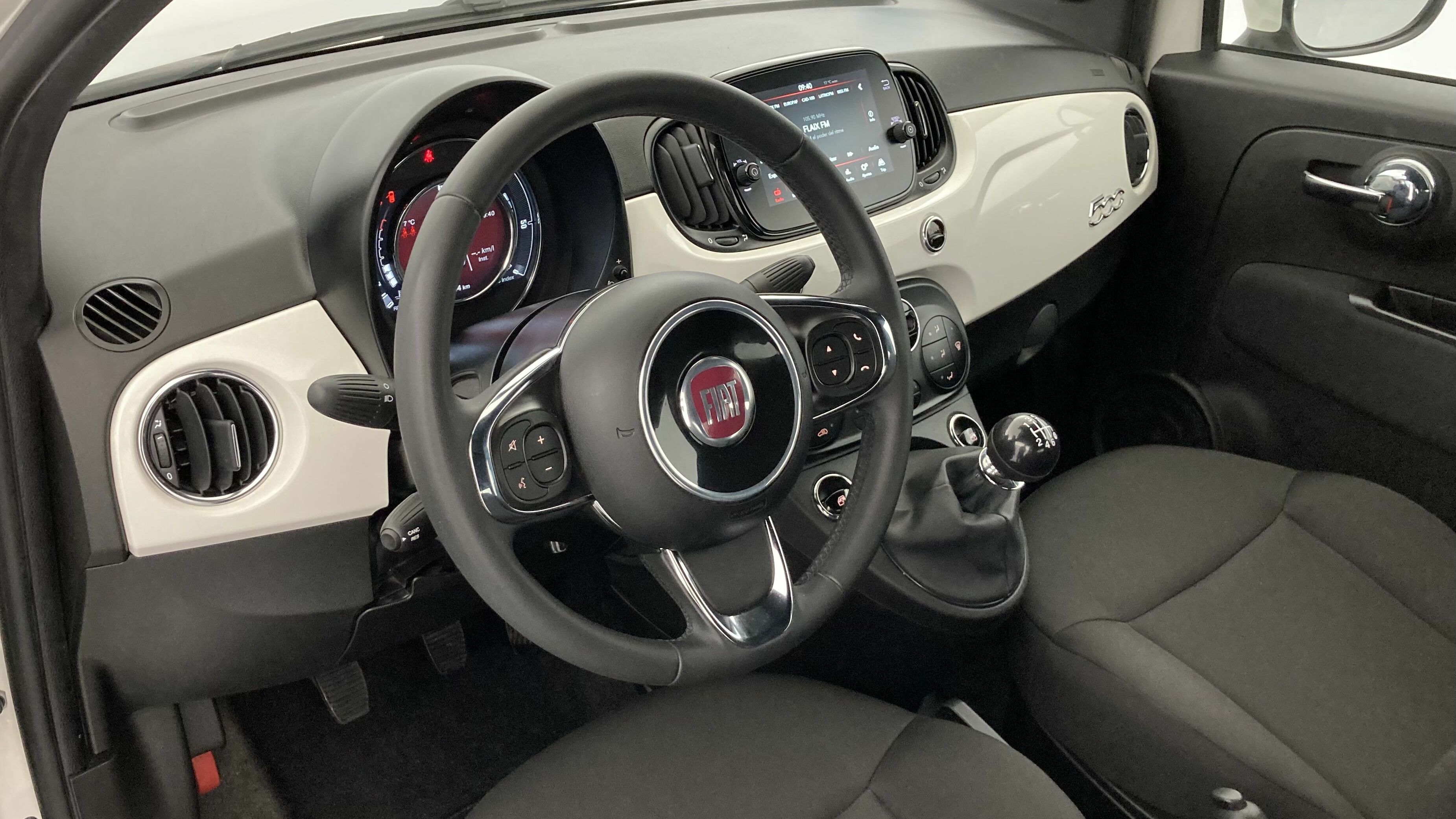 fiat 500c dolcevita 1.0 HYBRID 70 MHEV 2024 bianco 16