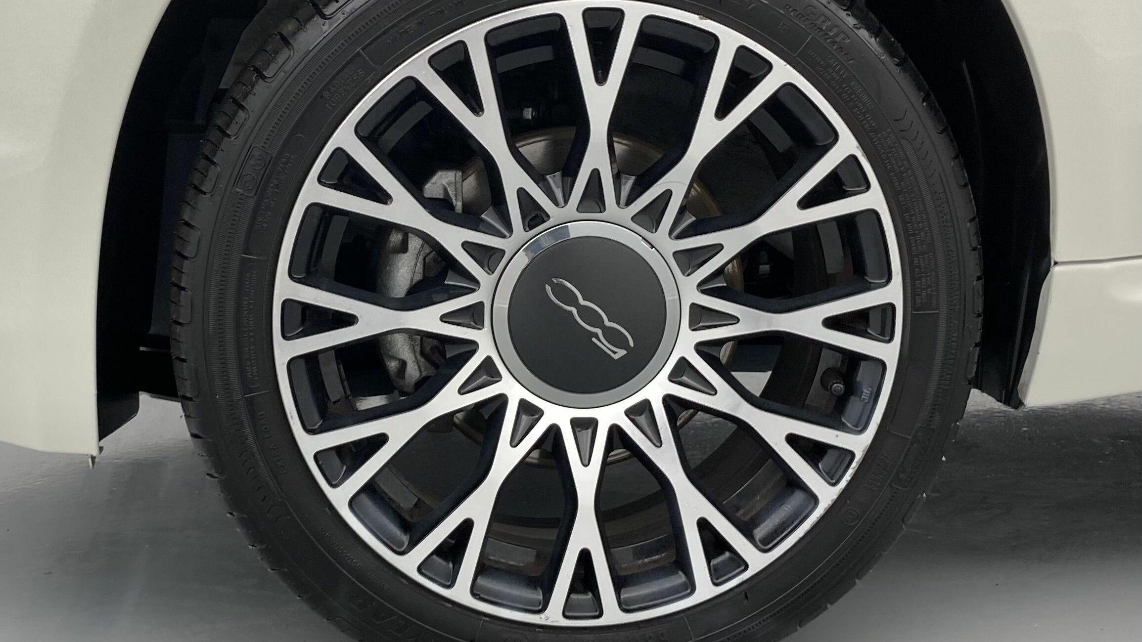 fiat 500c dolcevita 1.0 HYBRID 70 MHEV 2024 bianco 28