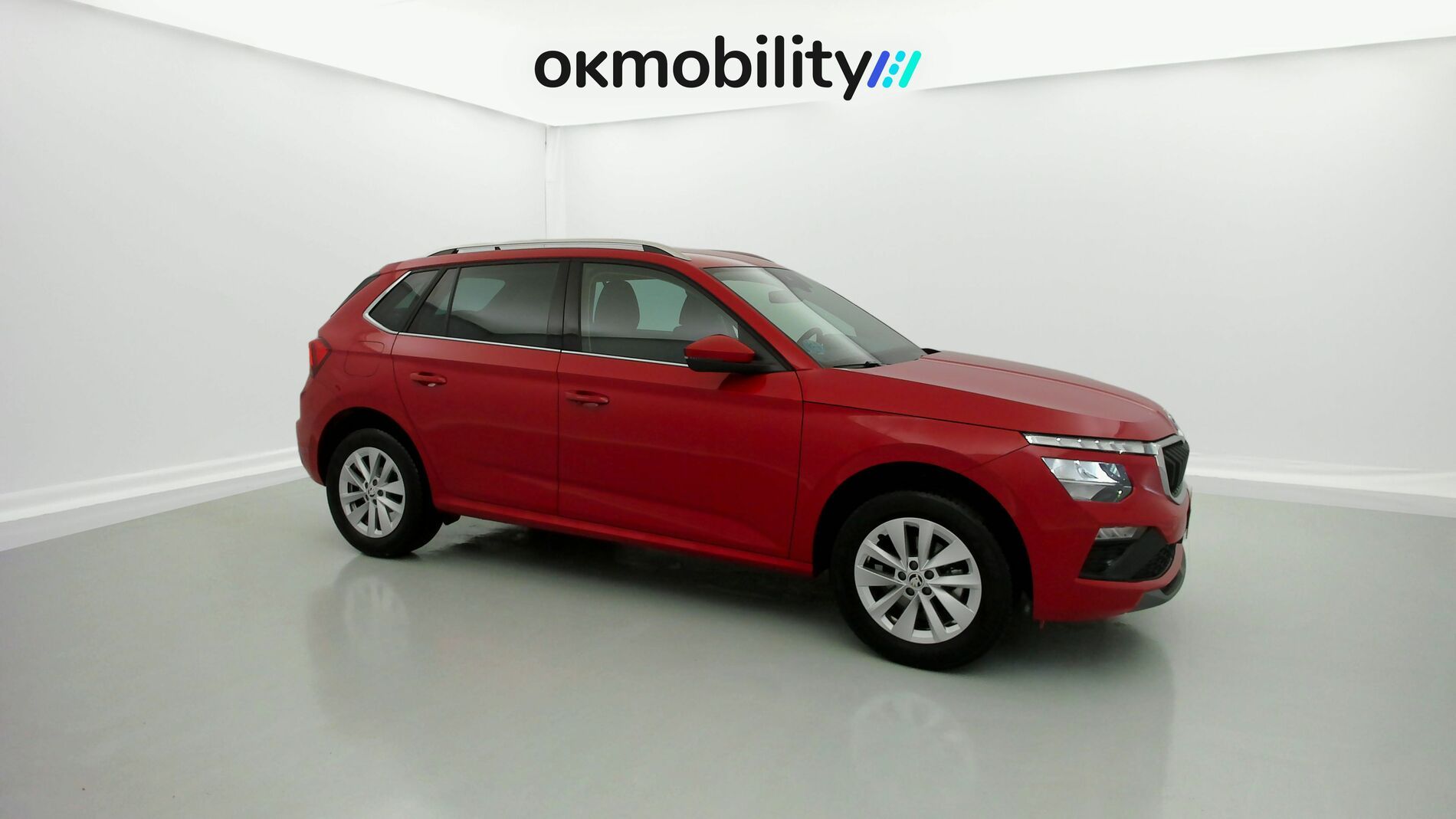 skoda kamiq selection 1.0 TSI 95 2024 rojo velvet 2