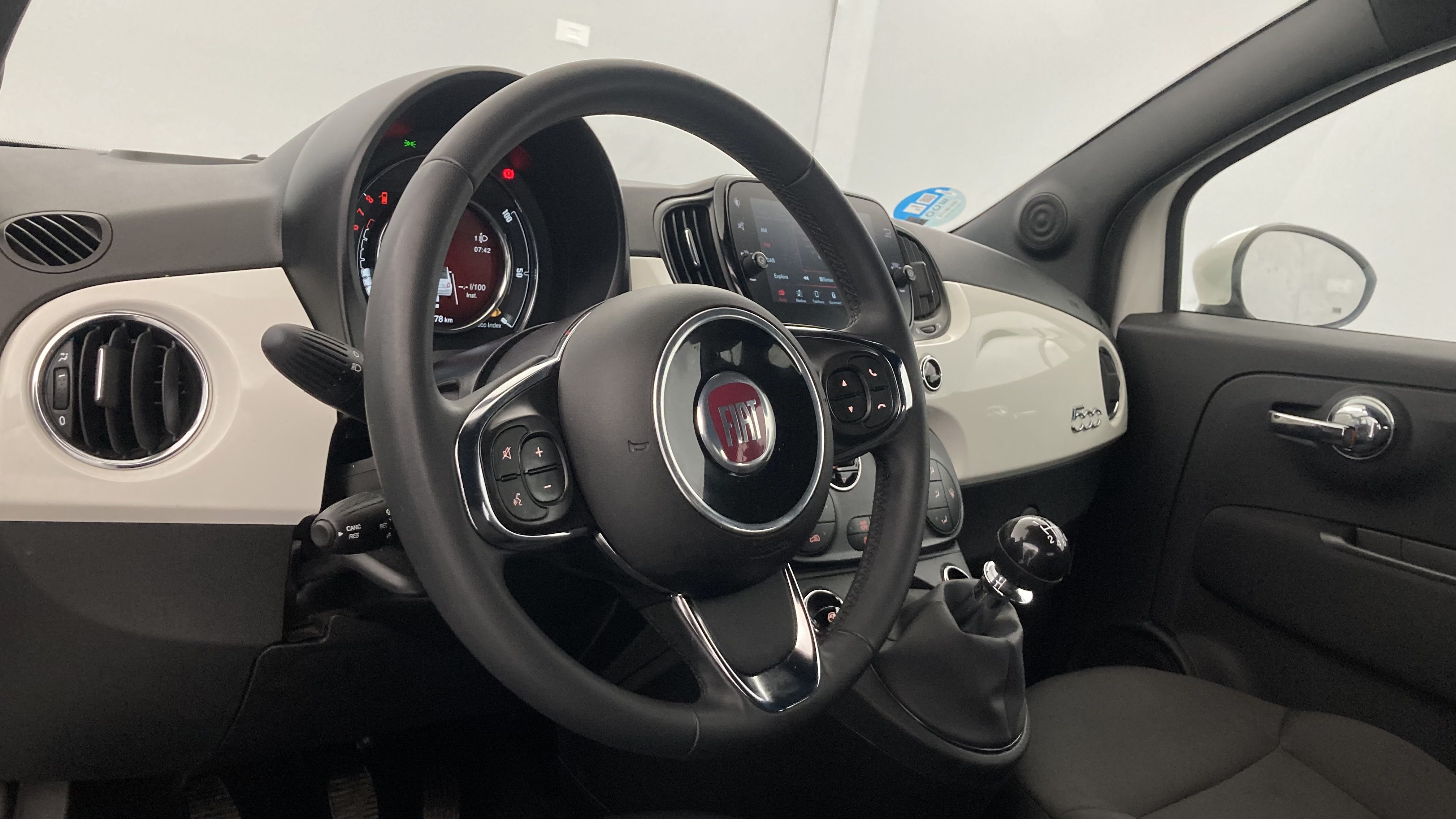 fiat 500c dolcevita 1.0 HYBRID 70 MHEV 2024 bianco 17