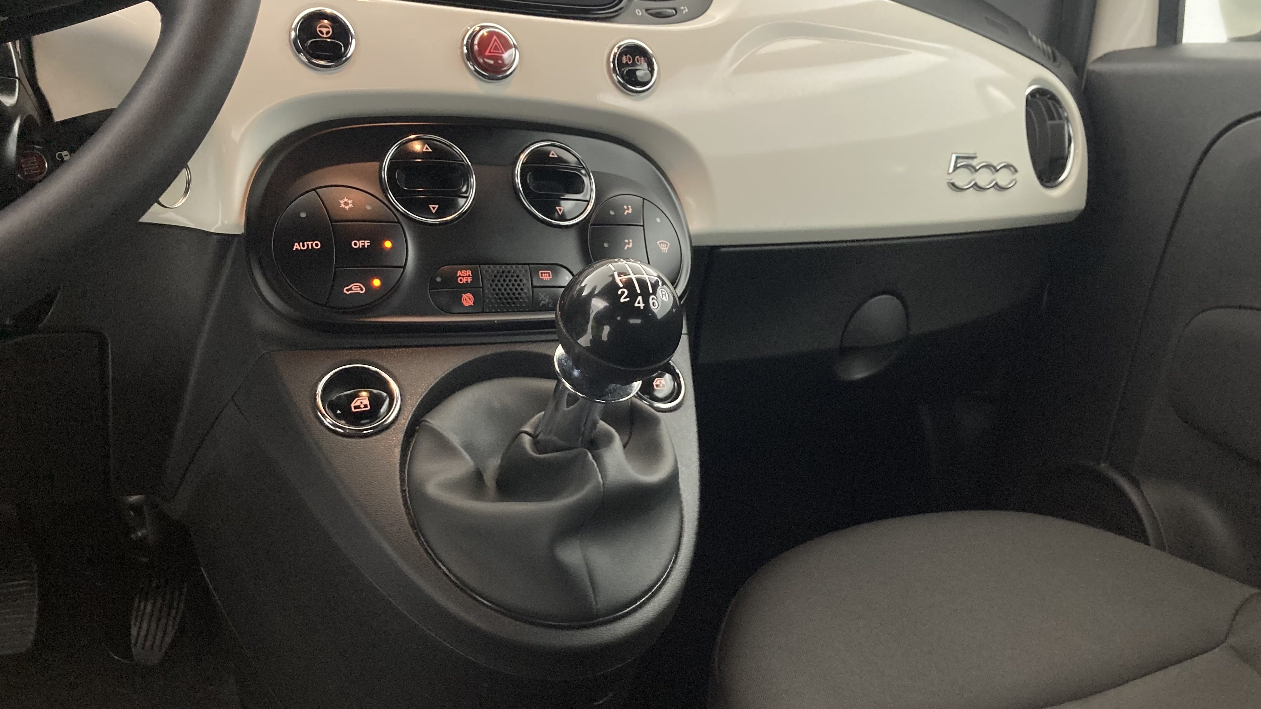 fiat 500c dolcevita 1.0 HYBRID 70 MHEV 2024 bianco 12