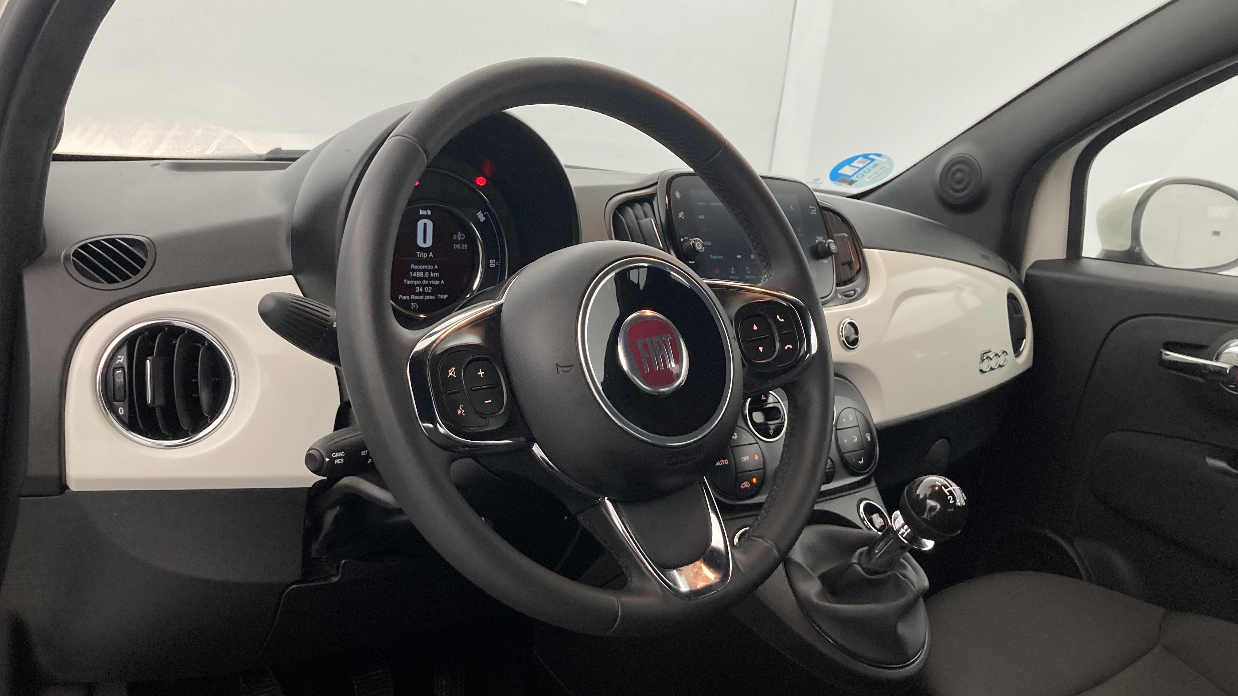 fiat 500c dolcevita 1.0 HYBRID 70 MHEV 2024 bianco 16