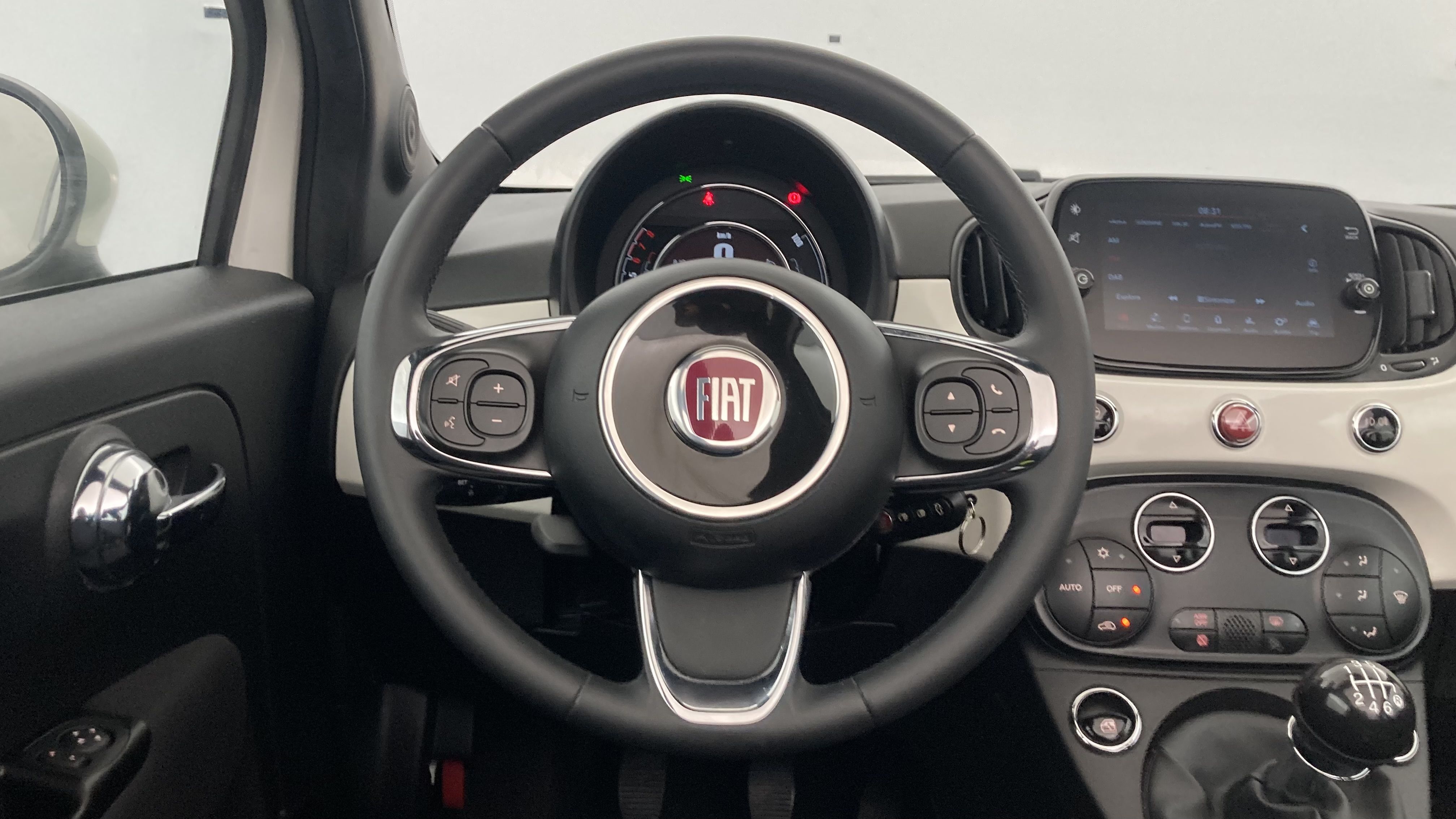 fiat 500c dolcevita 1.0 HYBRID 70 MHEV 2024 bianco 18