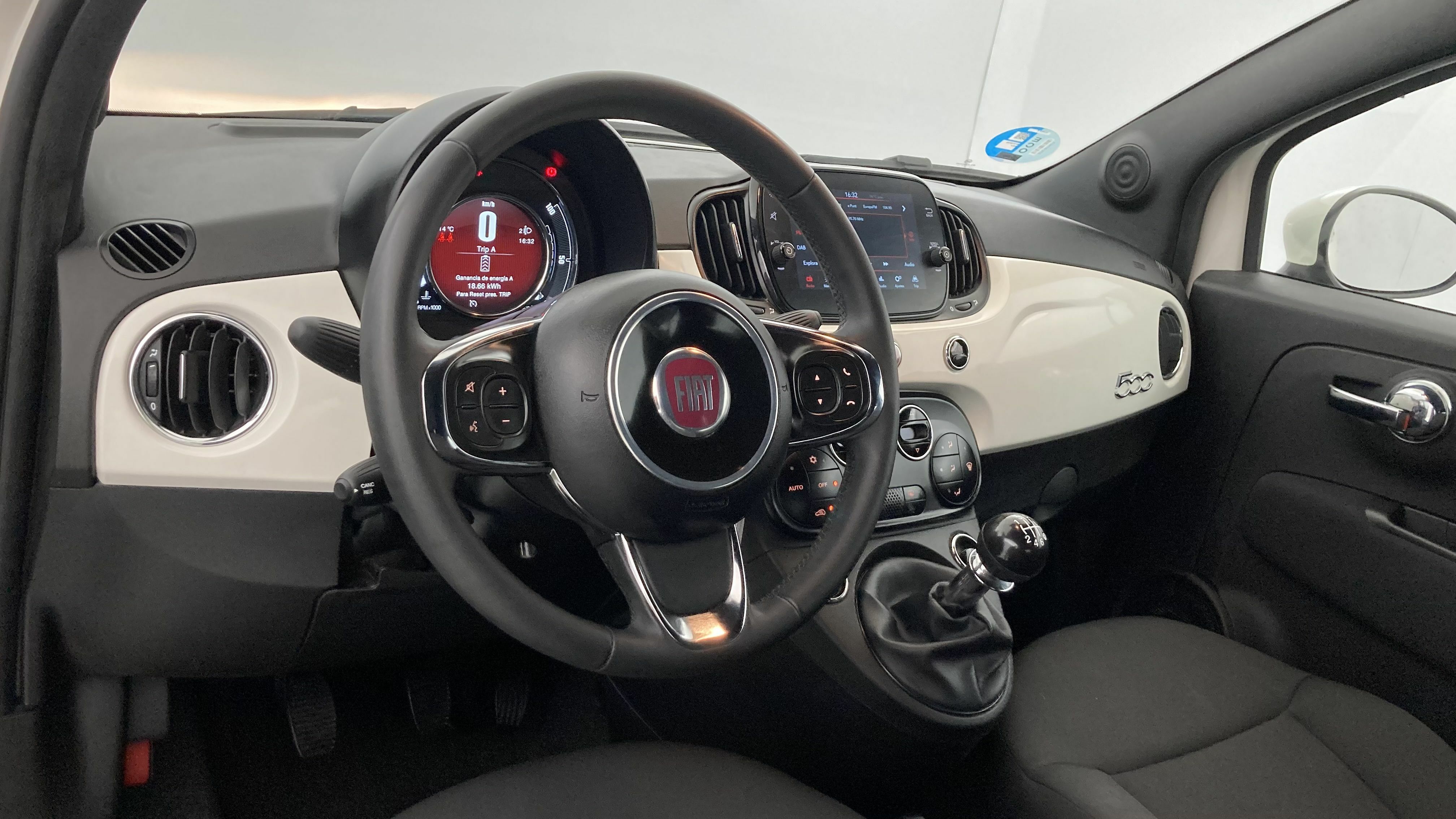 fiat 500c dolcevita 1.0 HYBRID 70 MHEV 2024 bianco 14