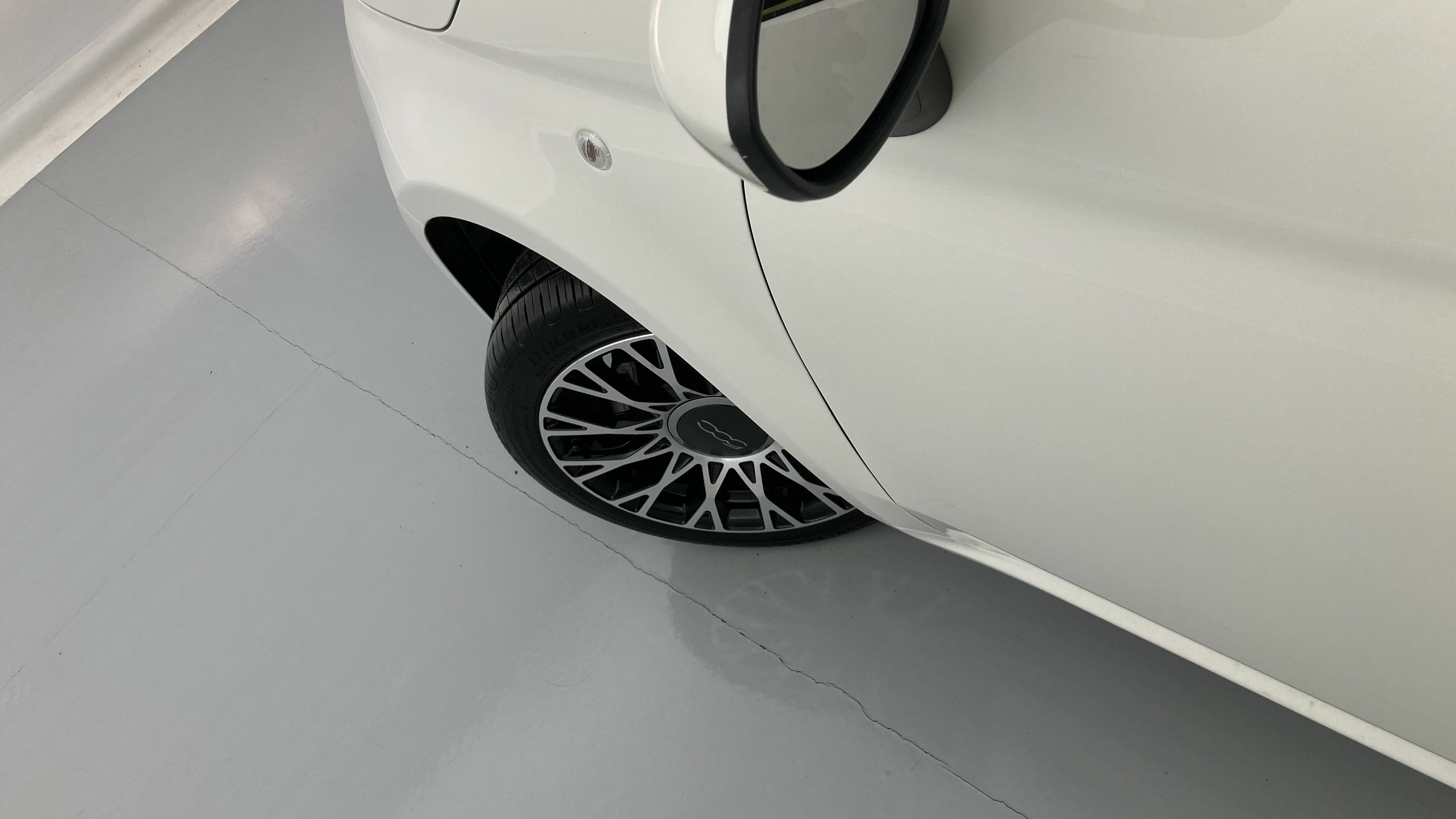 fiat 500c dolcevita 1.0 HYBRID 70 MHEV 2024 bianco 27