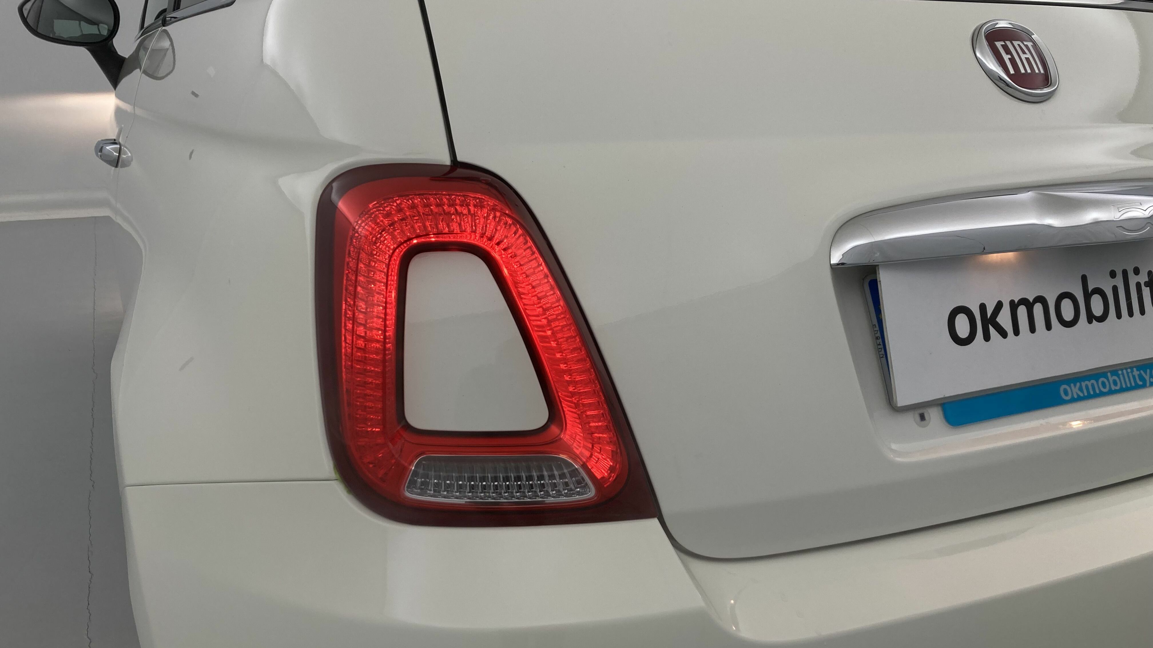 fiat 500c dolcevita 1.0 HYBRID 70 MHEV 2024 bianco 29