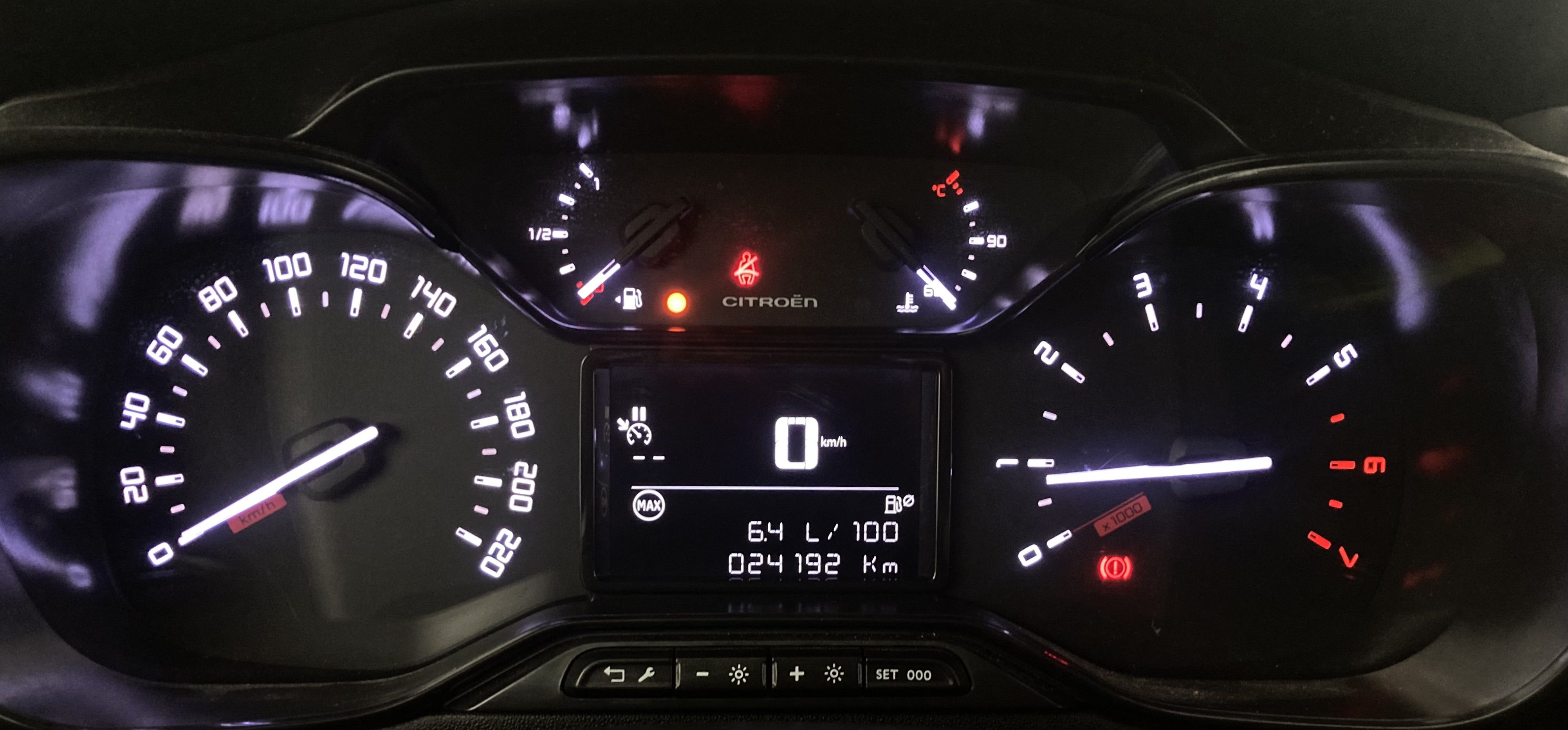 citroen c3 origin max 1.2 PURETECH 83 2024 gris acero 14