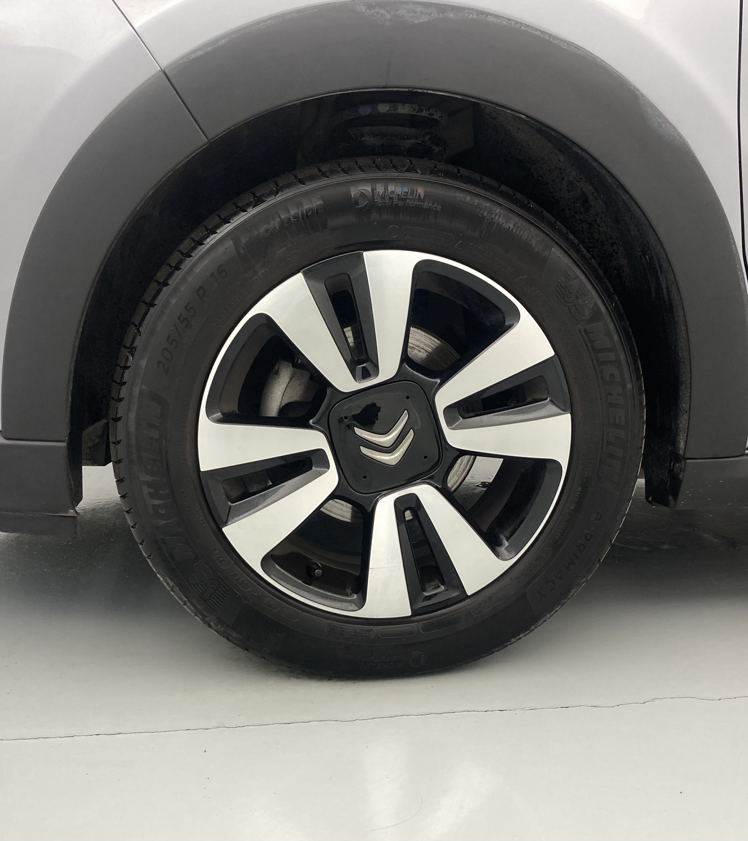 citroen c3 origin max 1.2 PURETECH 83 2024 gris acero 27