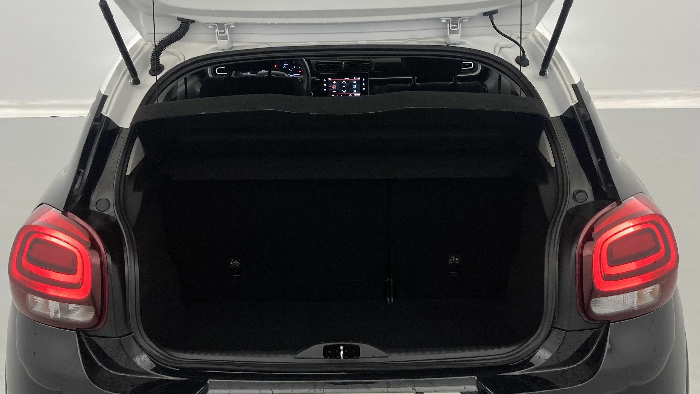 citroen c3 origin max 1.2 PURETECH 83 2024 negro perla 23