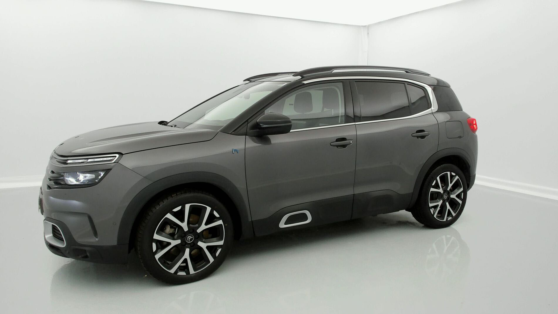 citroen c5 aircross shine 1.6 PURETECH HYBRID 225 E-EAT 2021 gris acier / techo negro 5