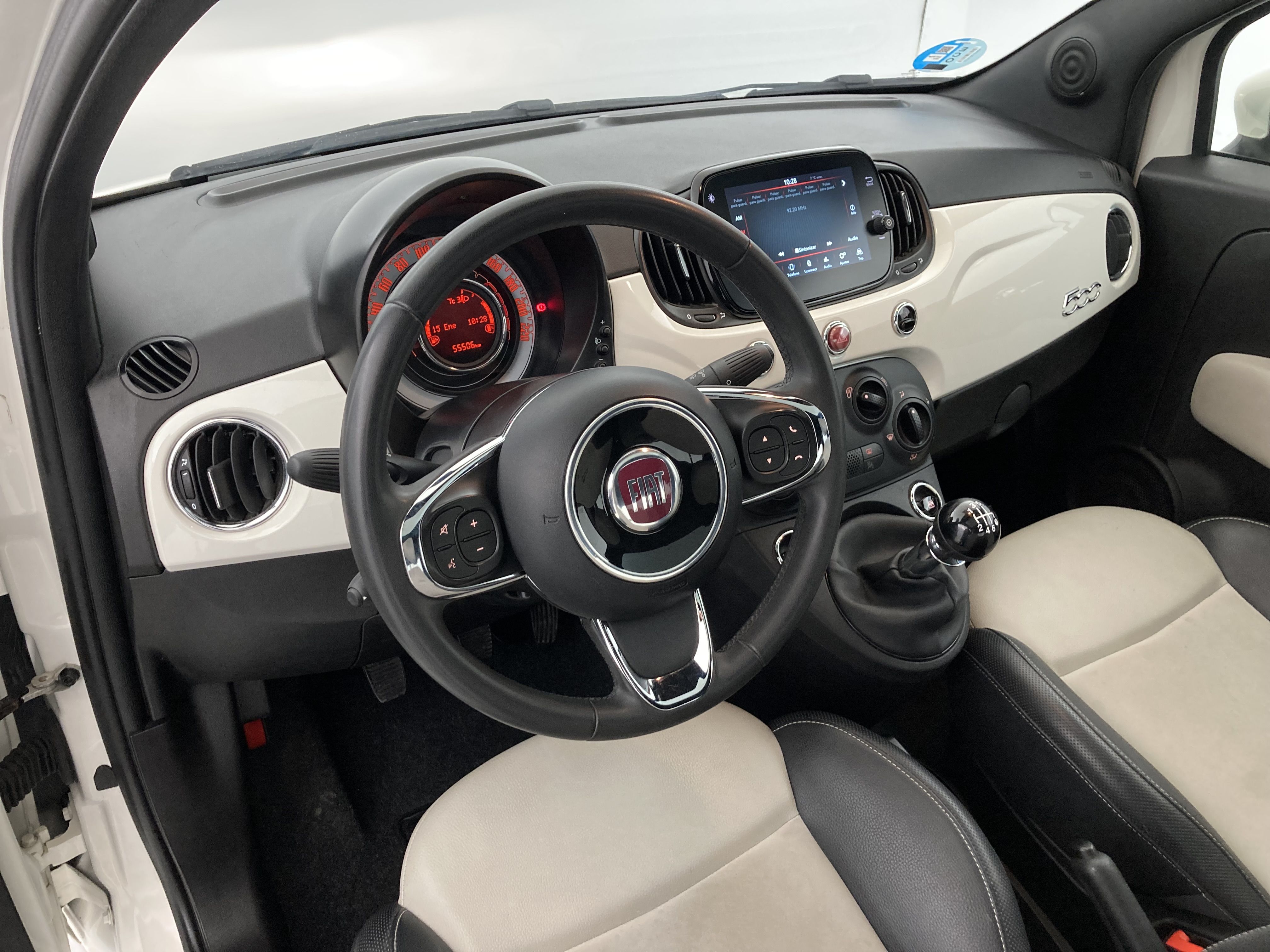 fiat 500 dolcevita 1.0 HYBRID 70 MHEV 2022 white 22