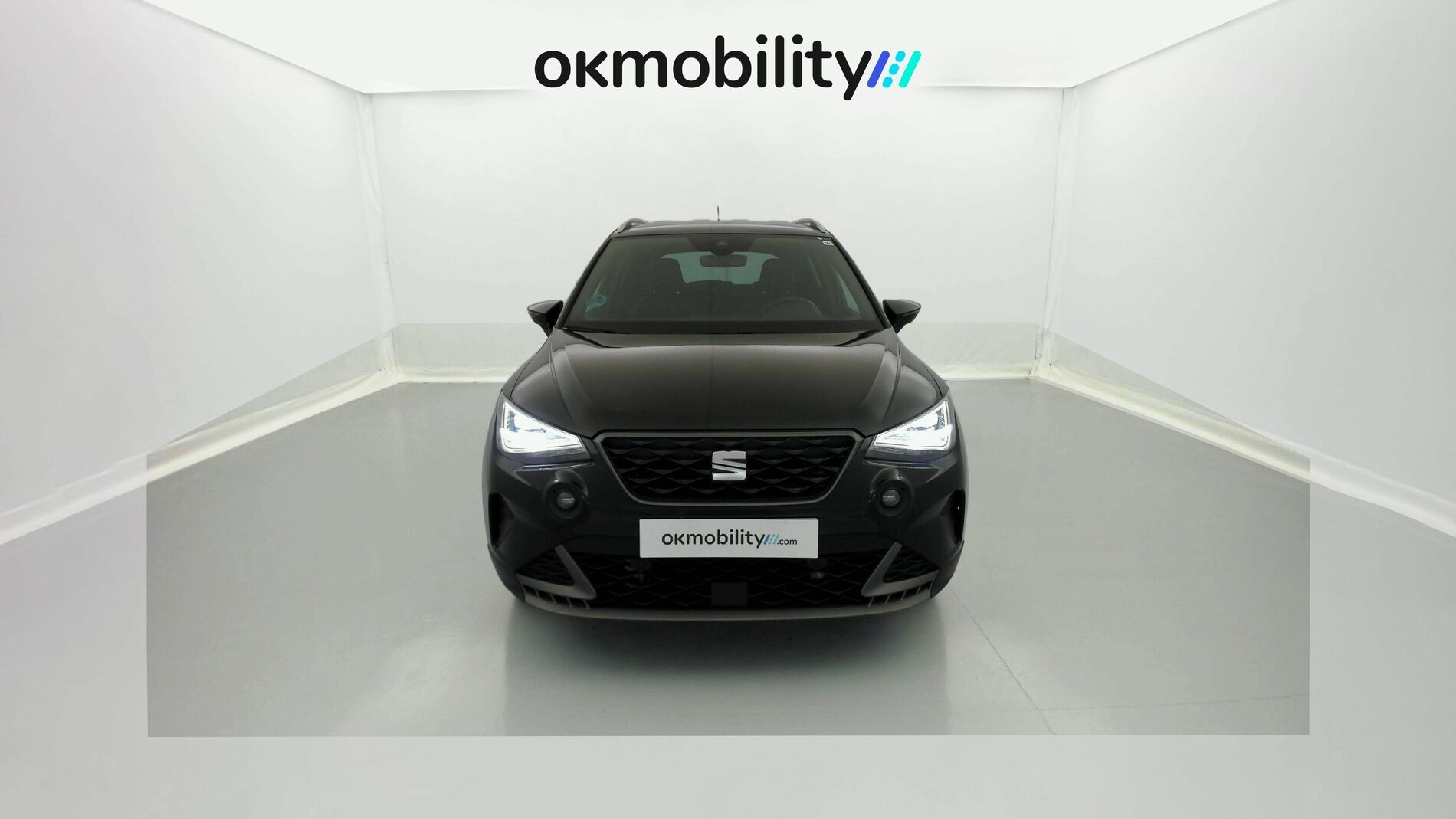 seat arona fr xl rx 1.0 TSI 115 2024 negro midnight 4