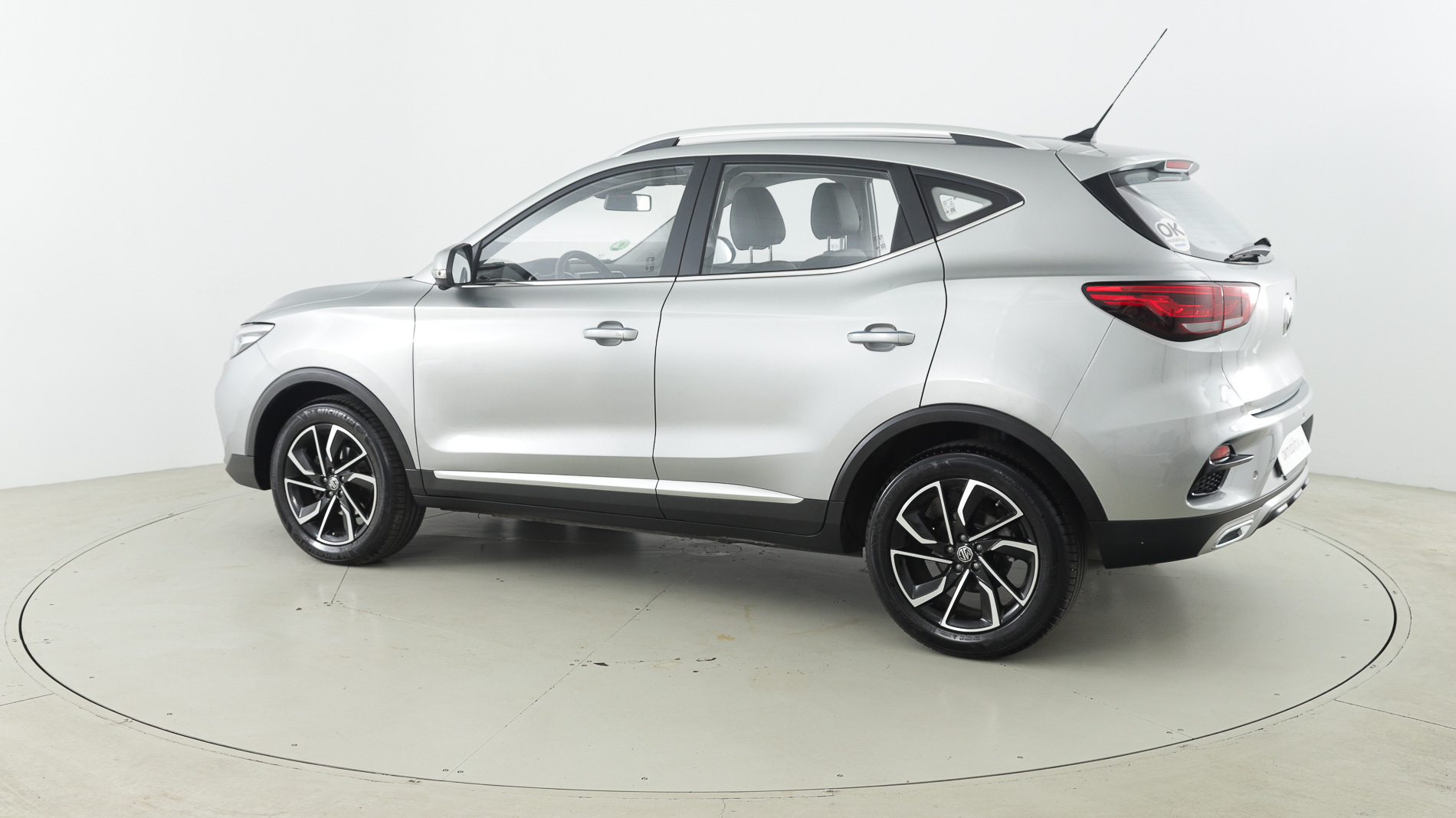 mg zs luxury 1.0 T-GDI 111 2023 silver 9