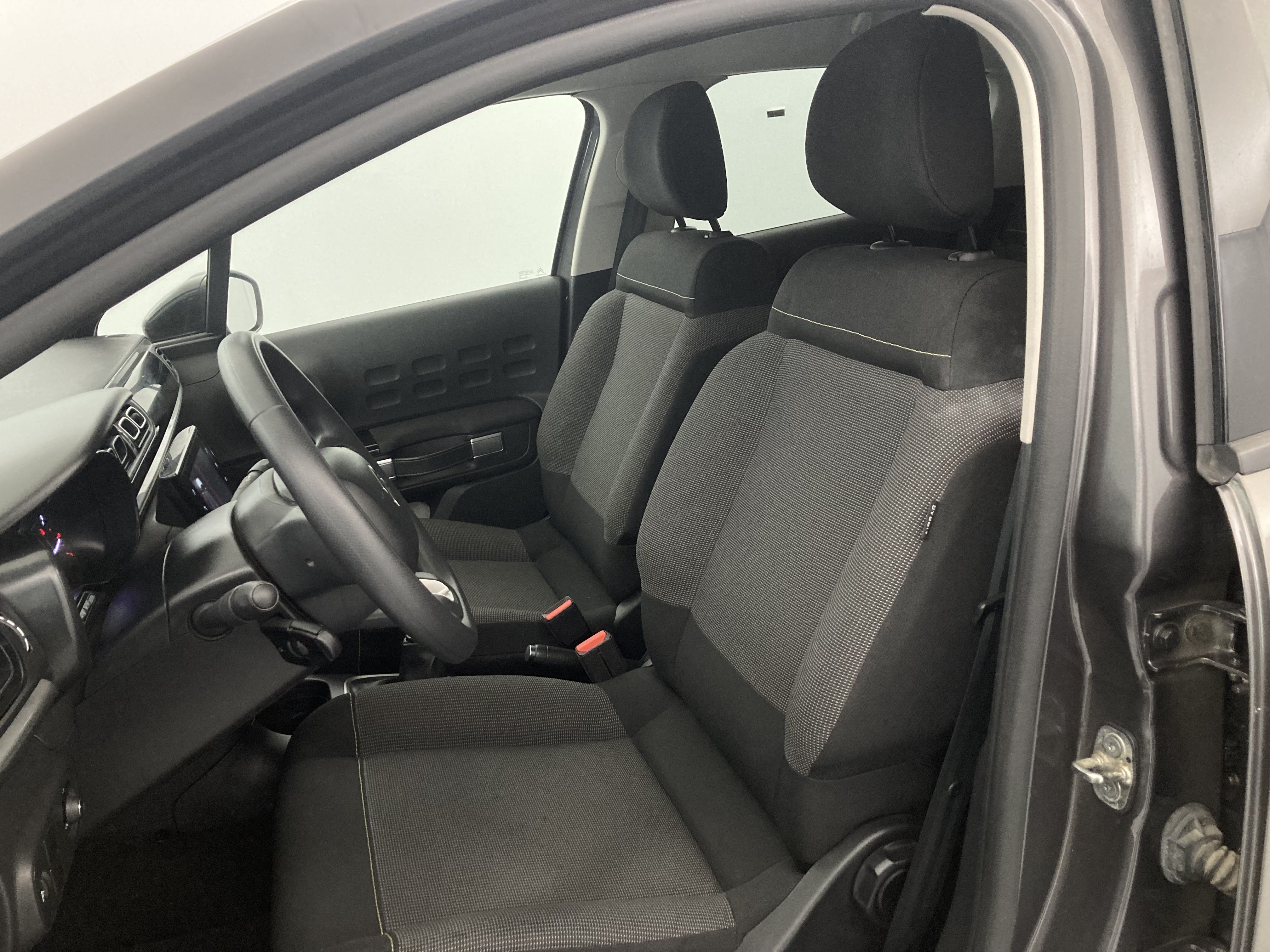 citroen c3 origin max 1.2 PURETECH 83 2024 gris platino 18