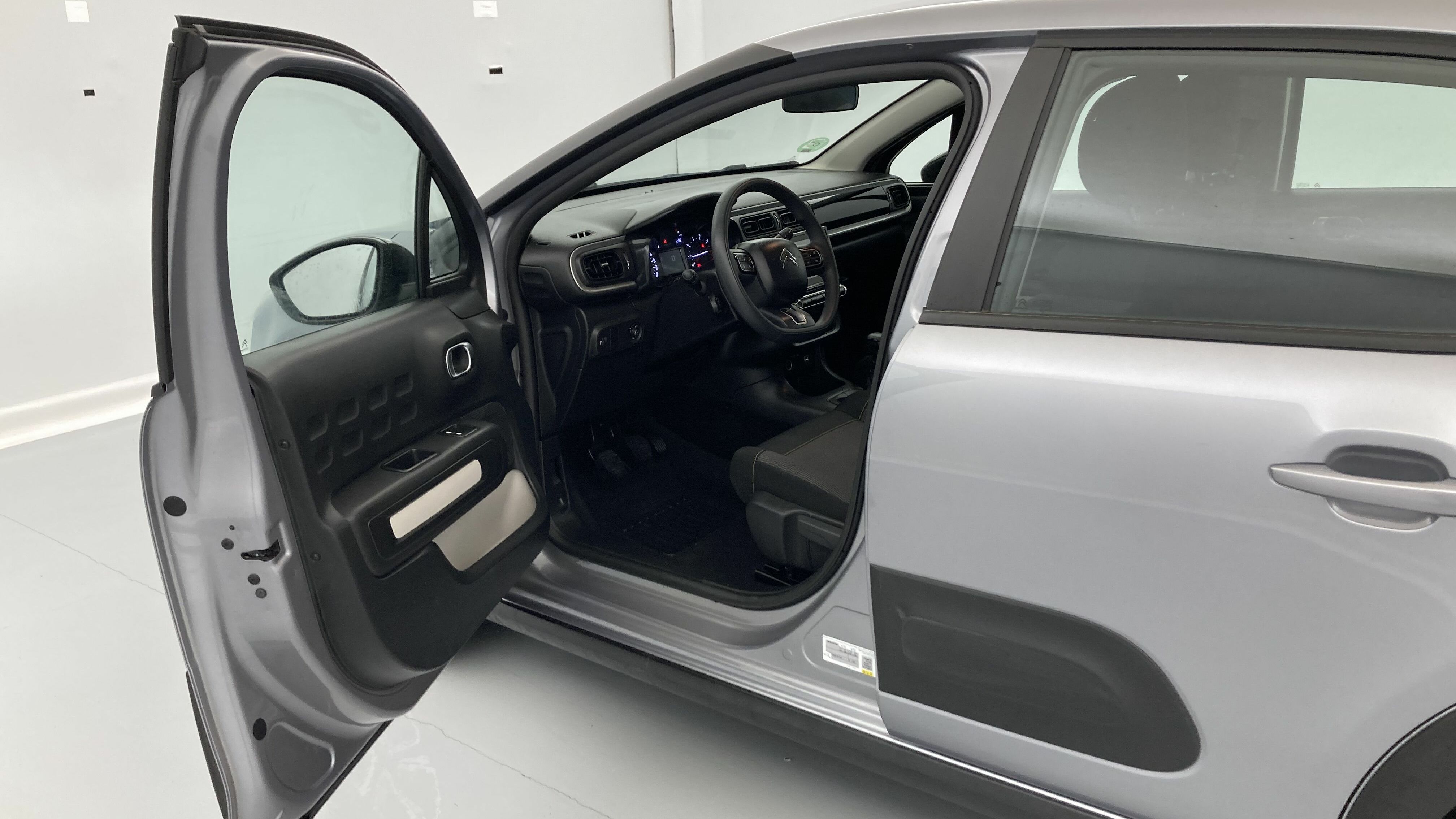 citroen c3 origin max 1.2 PURETECH 83 2024 gris acero 11