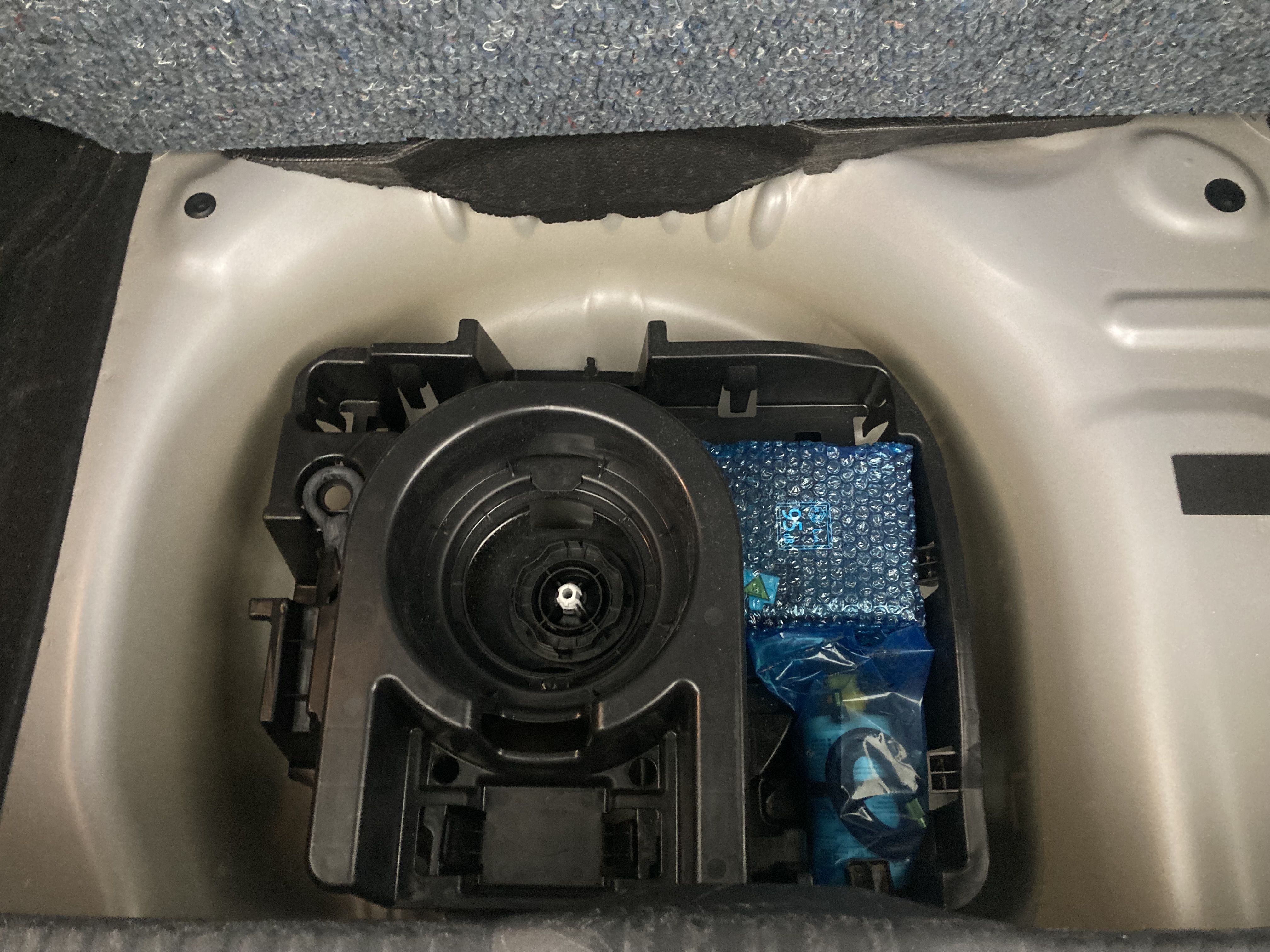 citroen c3 origin max 1.2 PURETECH 83 2024 gris acero 25