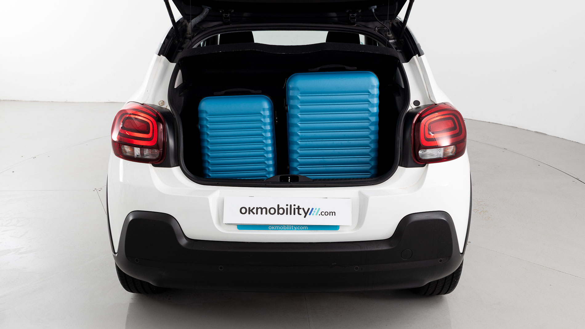 citroen c3 origin max 1.2 PURETECH 83 2024 blanco banquise 31